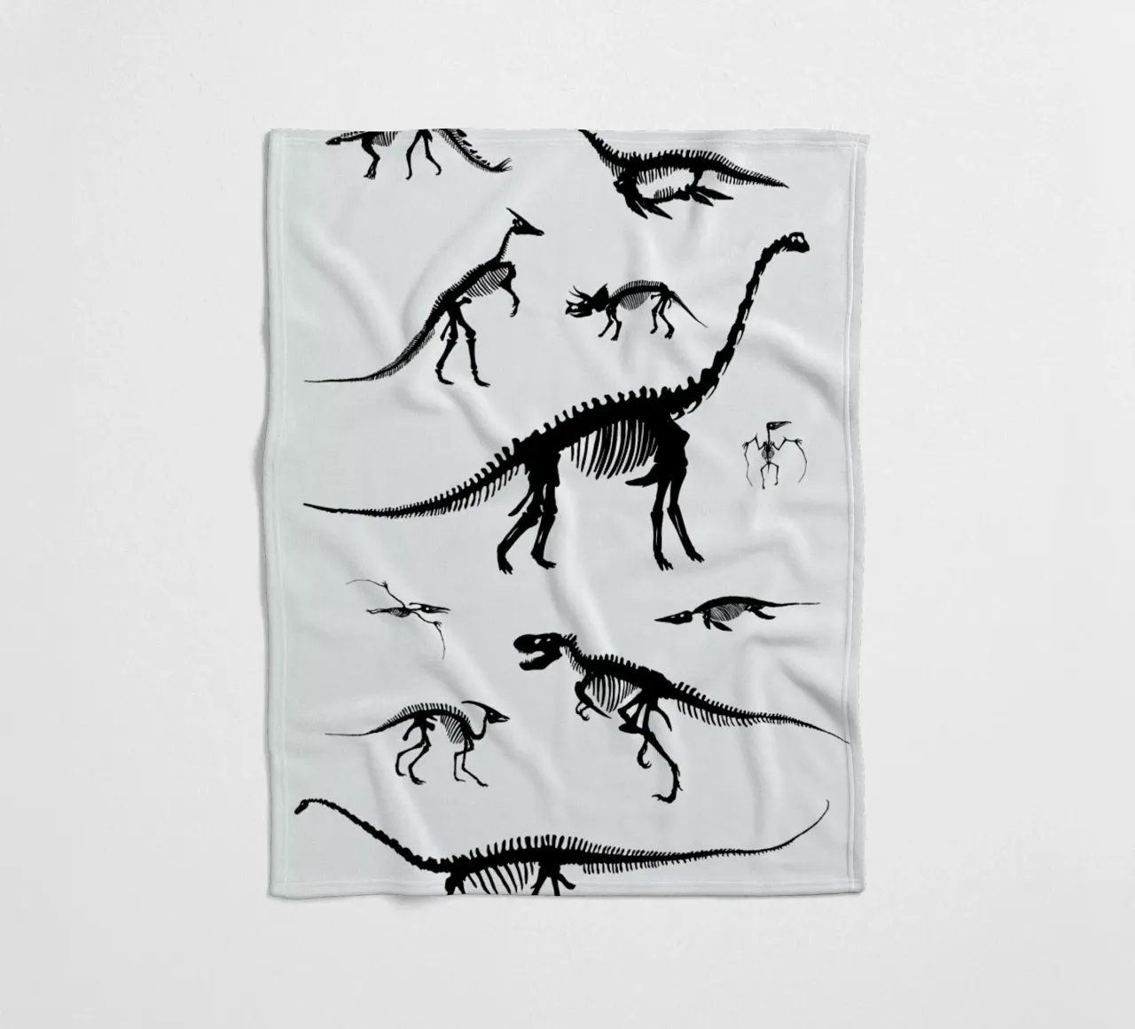 Turned To Dust coperta in pile da Flora & Fauna