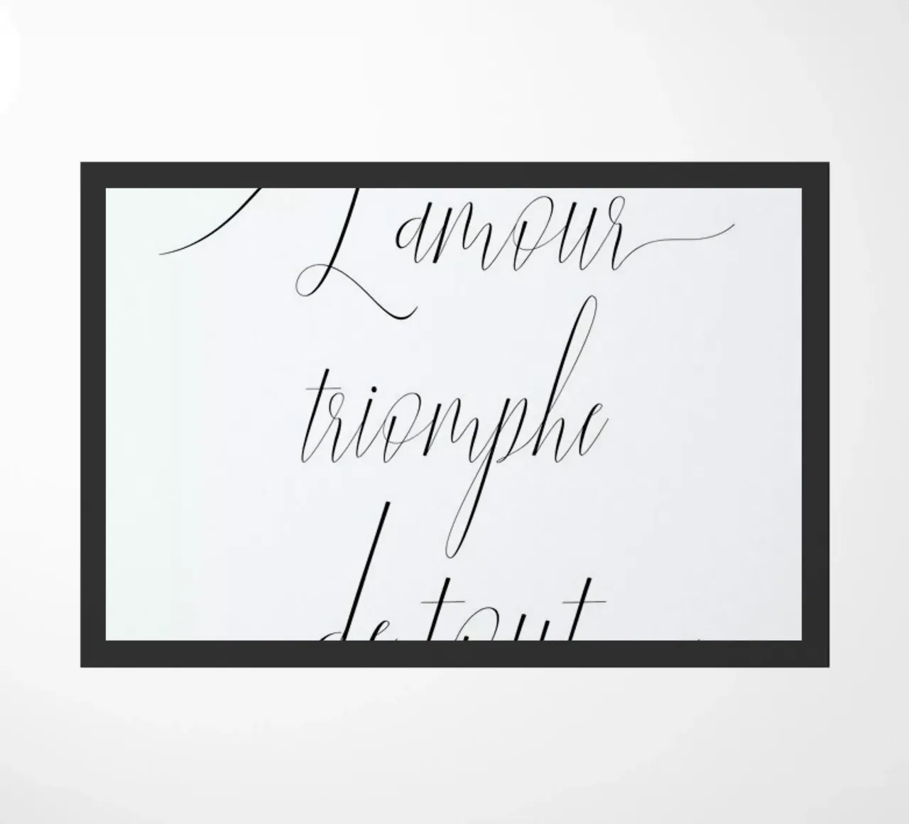 L'amour triomphe Fußmatte von typed
