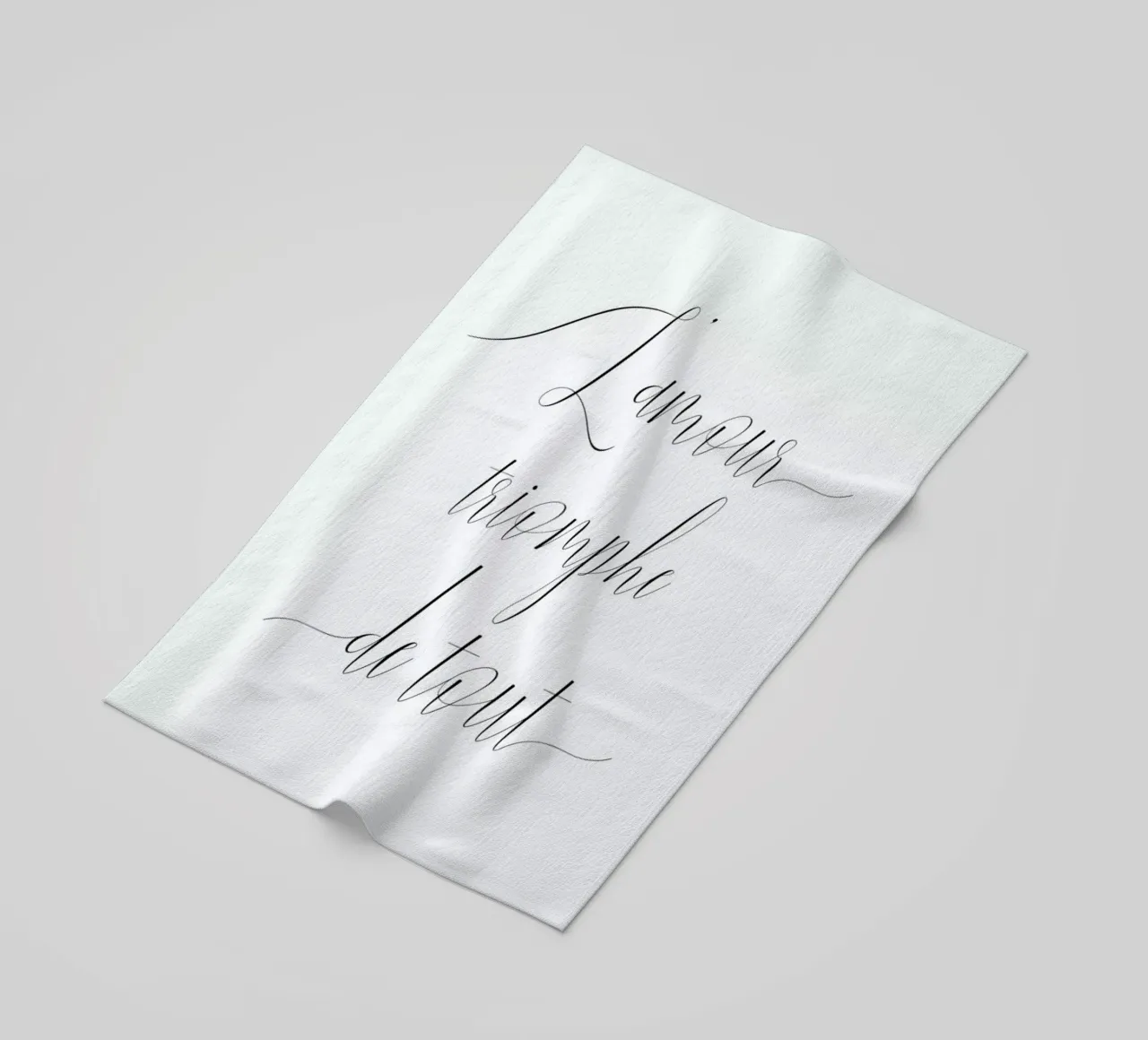 L'amour triomphe telo mare da typed