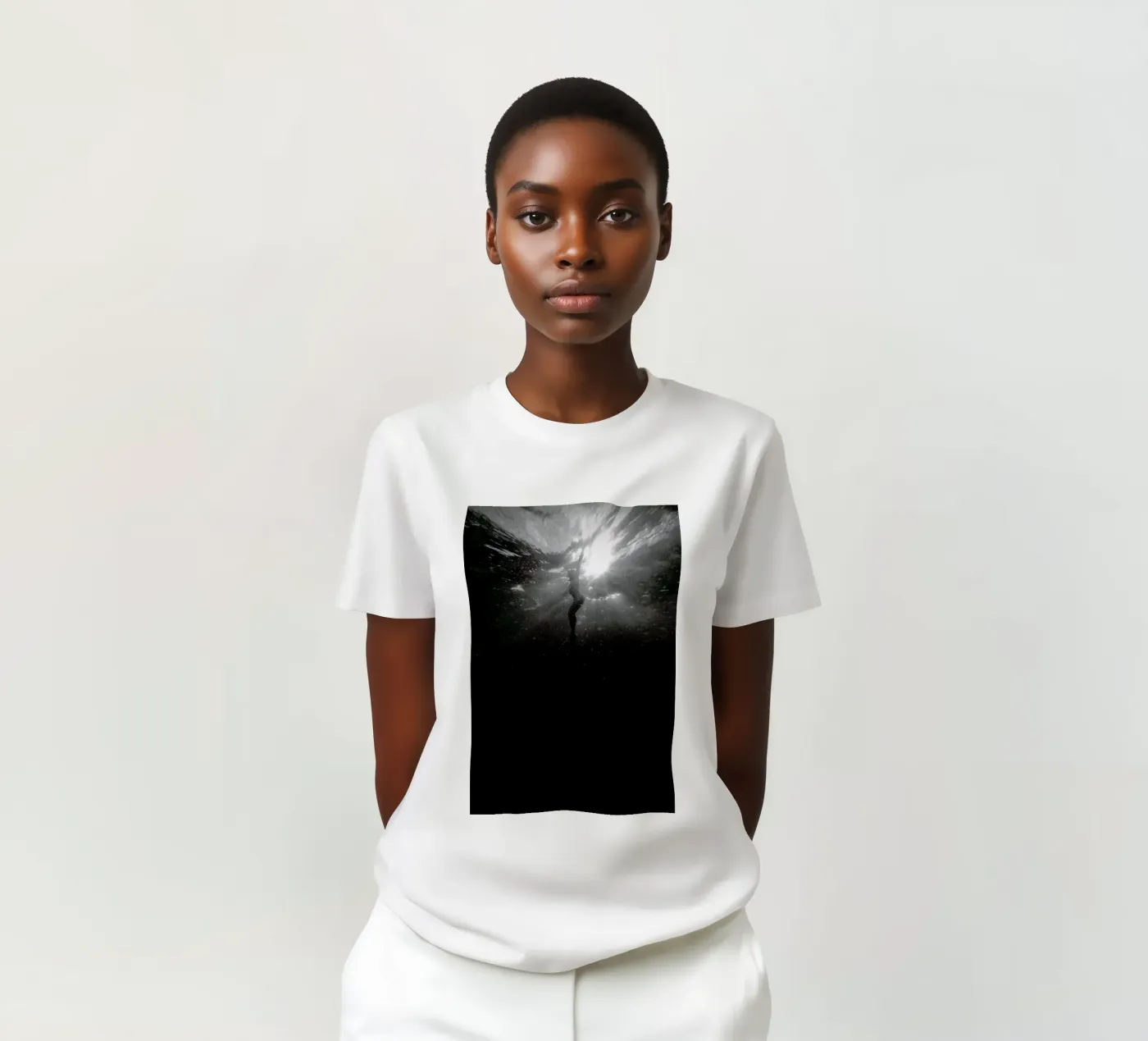 Diving Deep t-shirt van Chris Abatzis