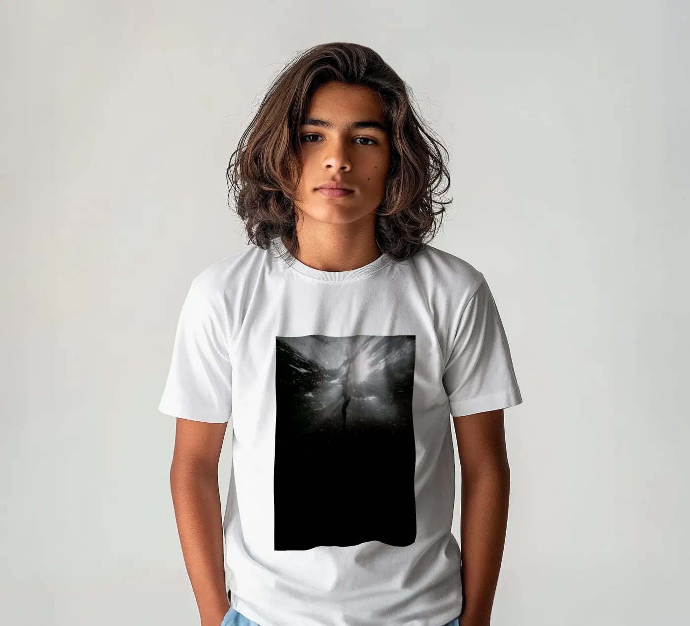 Diving Deep Kinder T-Shirt von Chris Abatzis