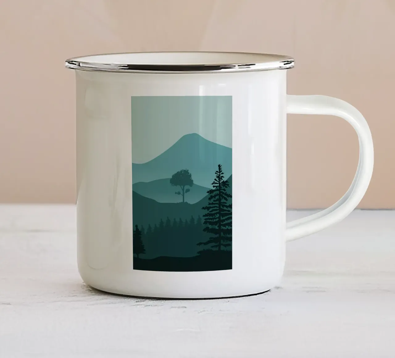 Albero della foresta di montagna blu tazza in smalto da Bartosz Powalka
