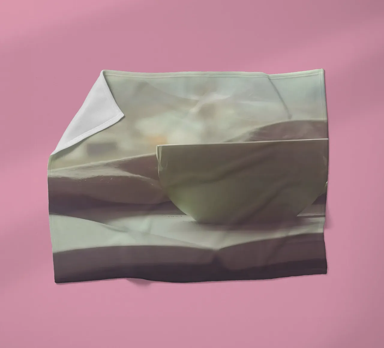 Kaffee beim lesen Fleecedecke von Aiden Garcia