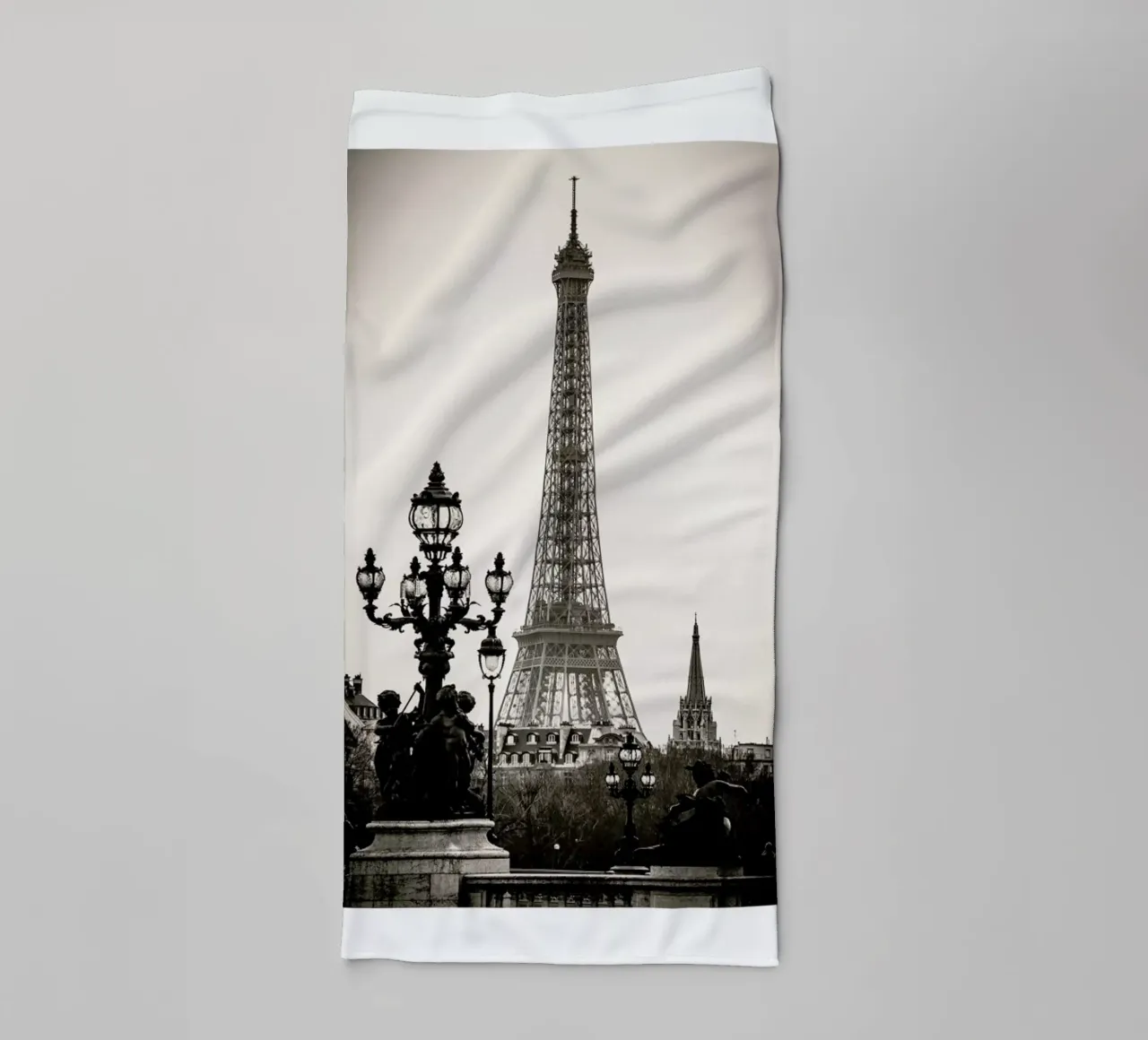 Eiffel Tower asciugamano da bagno da METROPOLIS