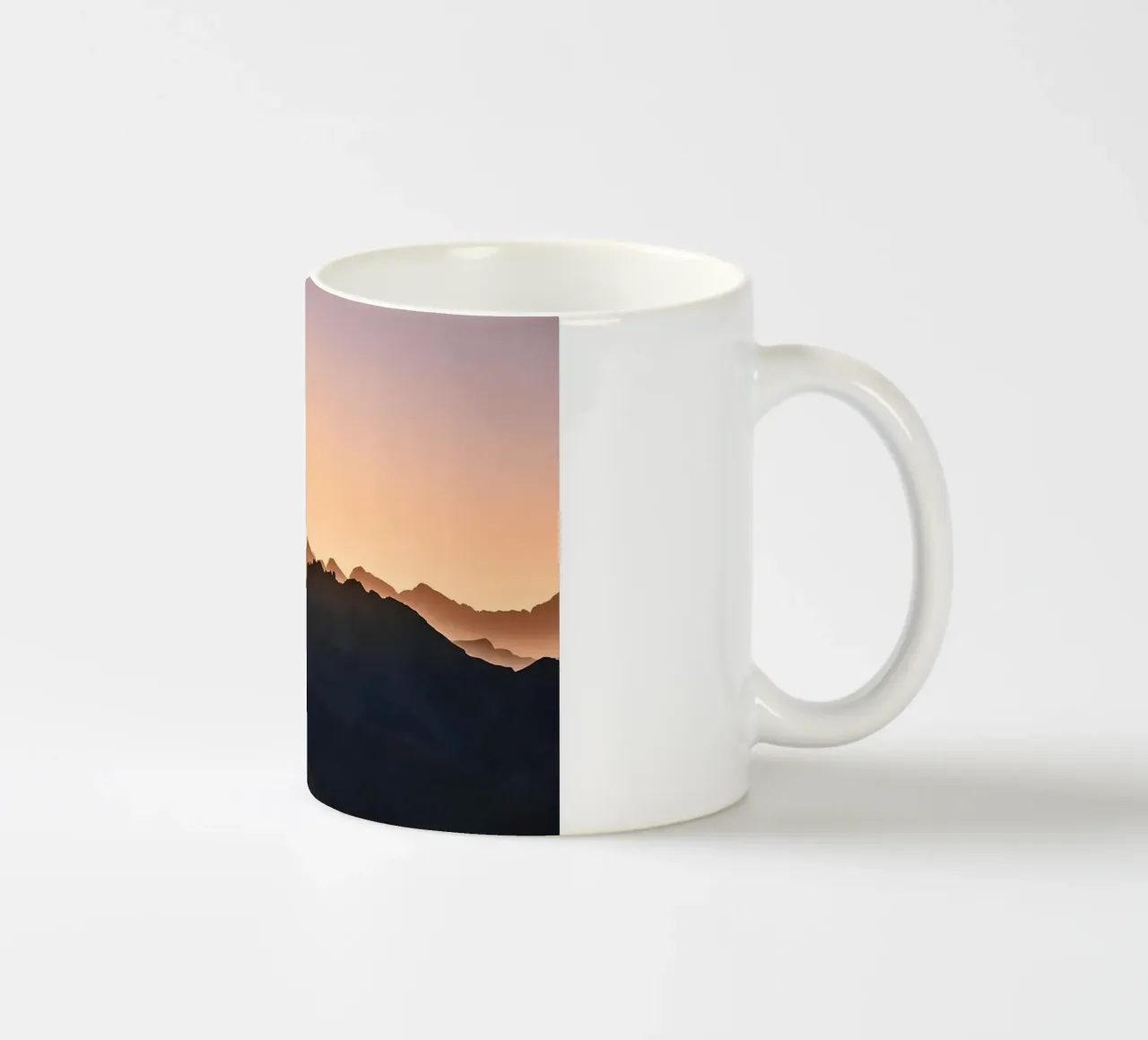 Berg 151 Keramik Tasse von Matthew Katz