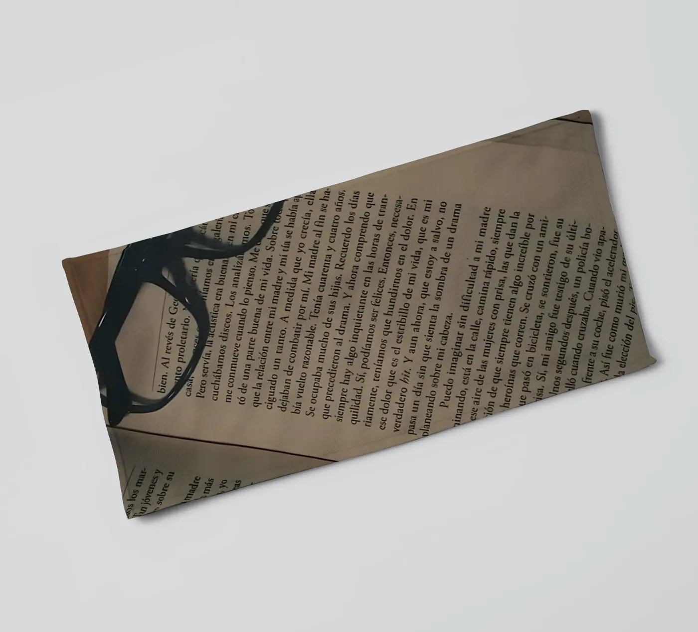 caffè e libri asciugamano da bagno da Aiden Garcia