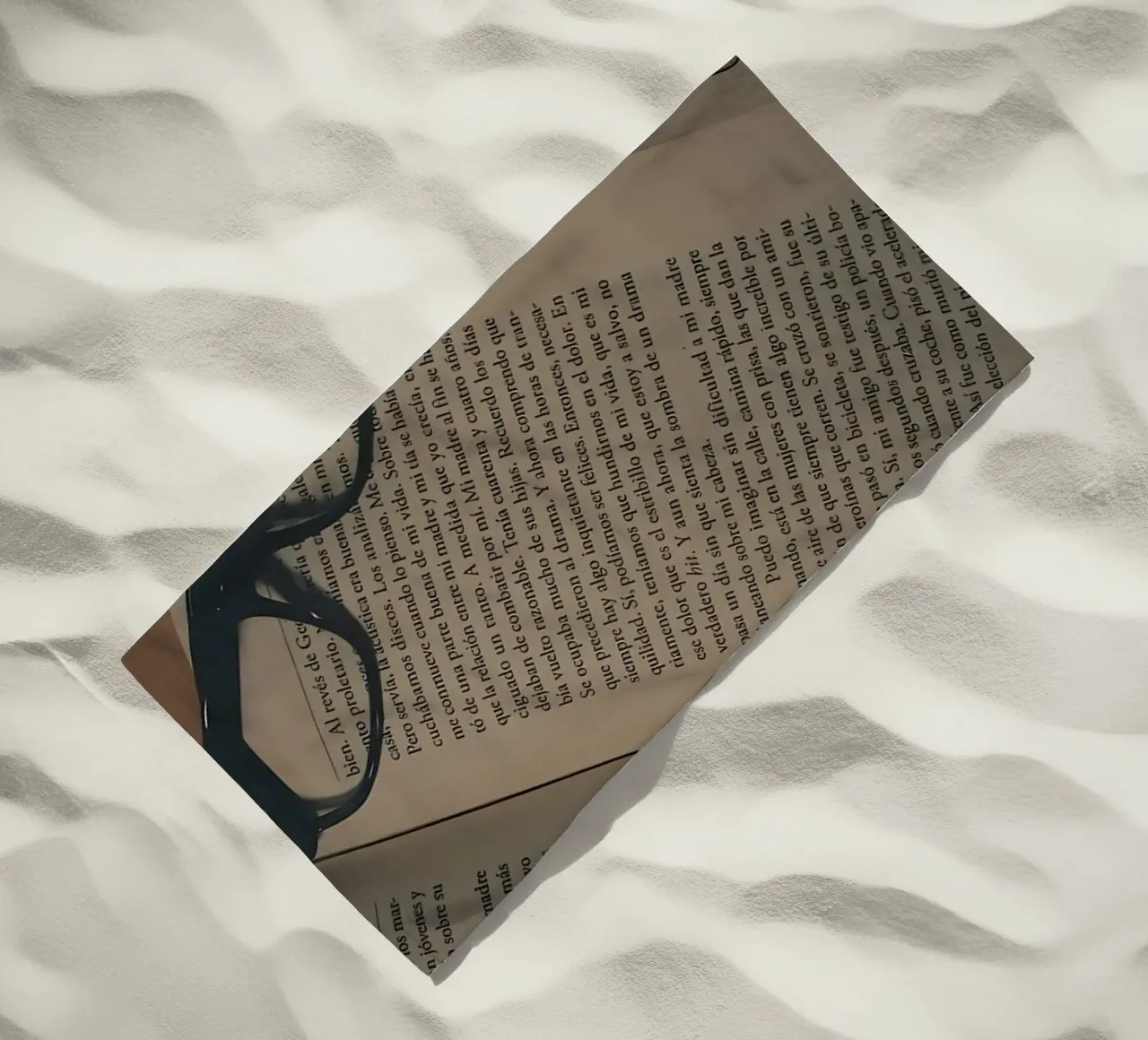 caffè e libri telo mare da Aiden Garcia