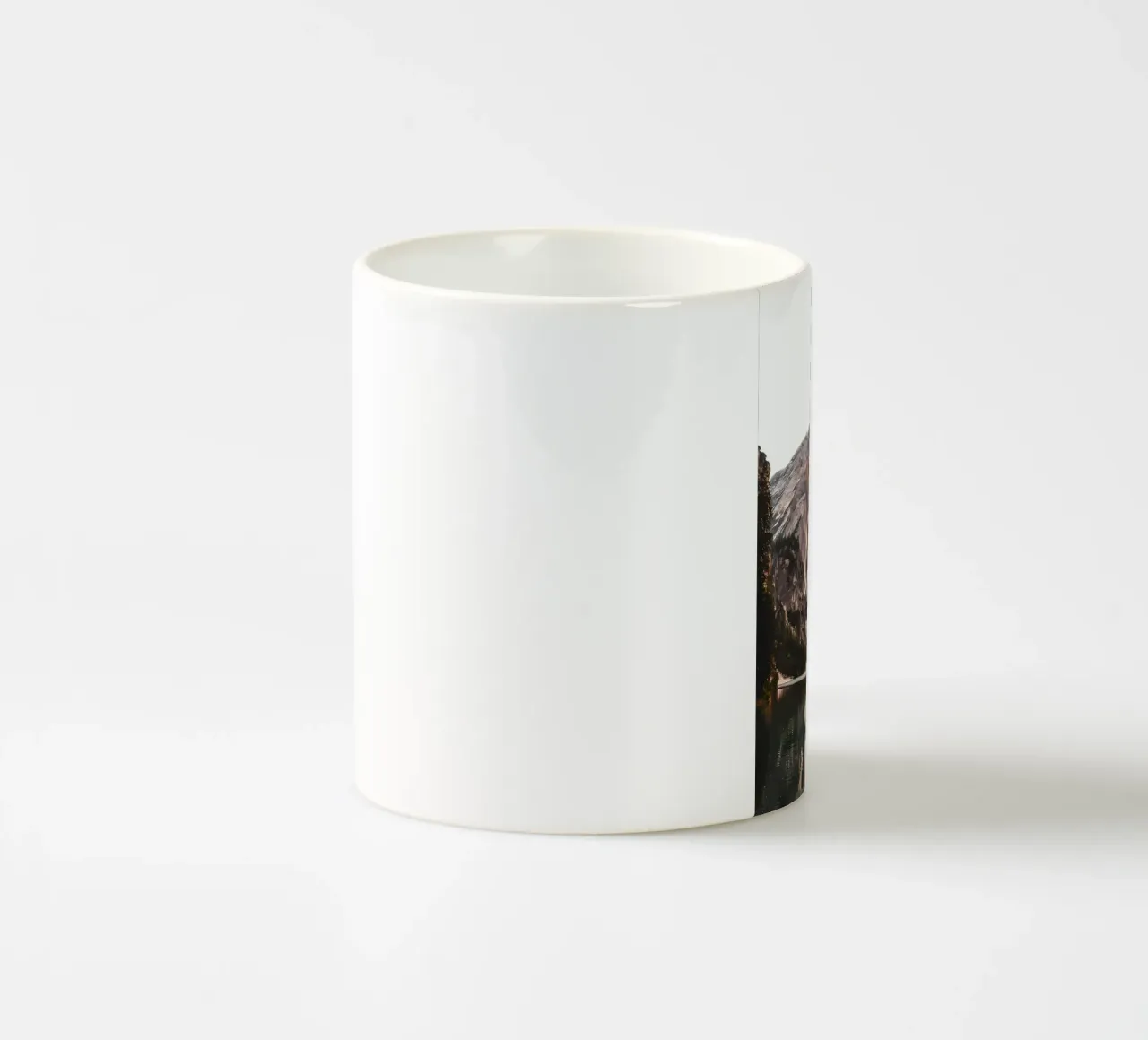 Riflesso di montagna del lago tazza in ceramica da Matthew Katz