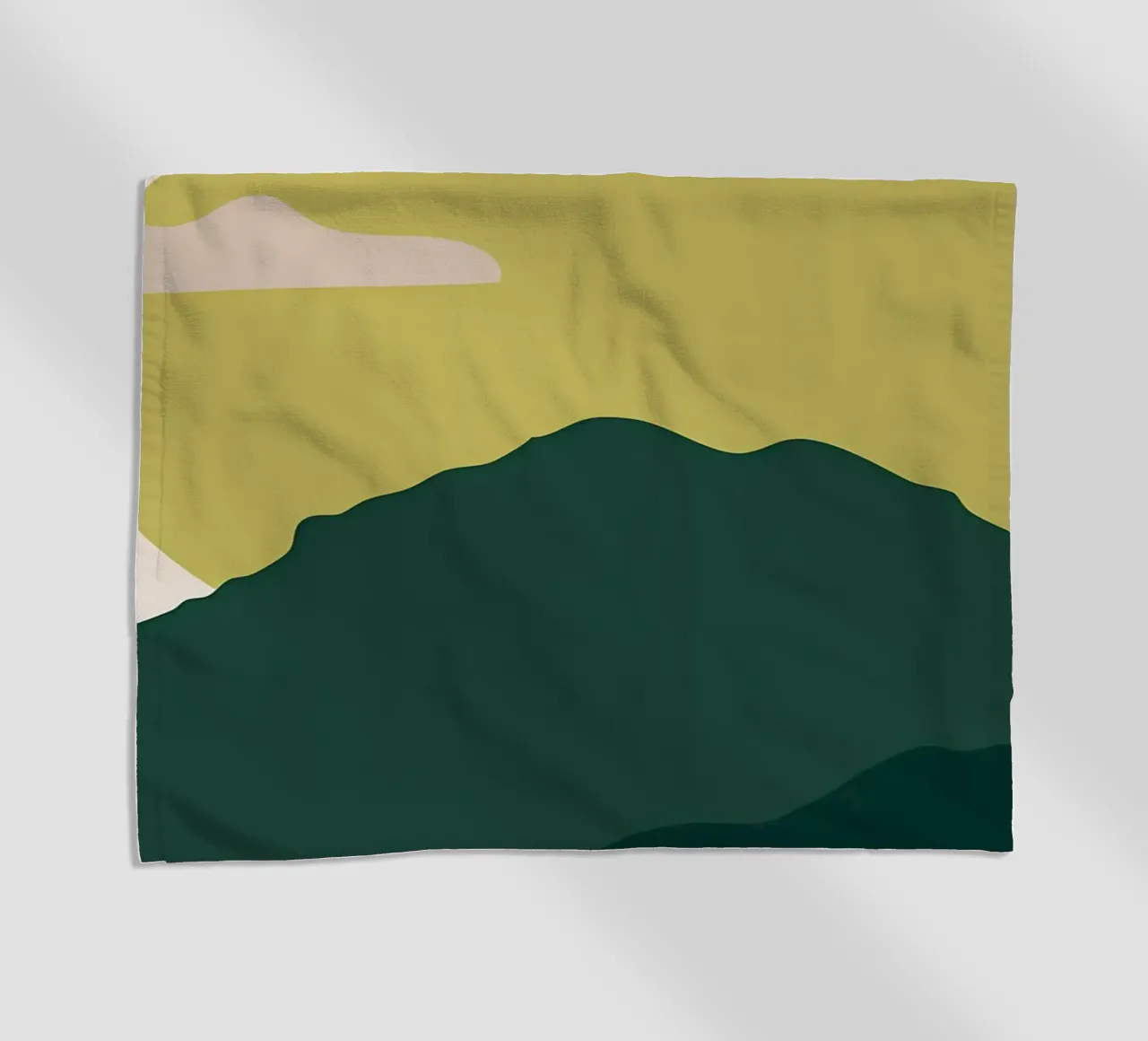 Naturlandschaft v6 Strandtuch von Bartosz Powalka