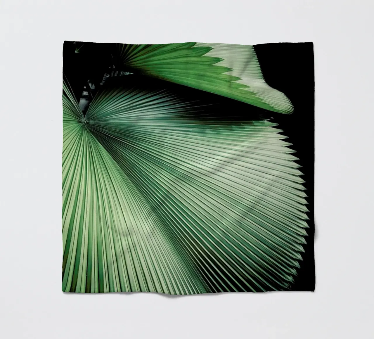 Sharp Palm Fleecedecke von Flora & Fauna