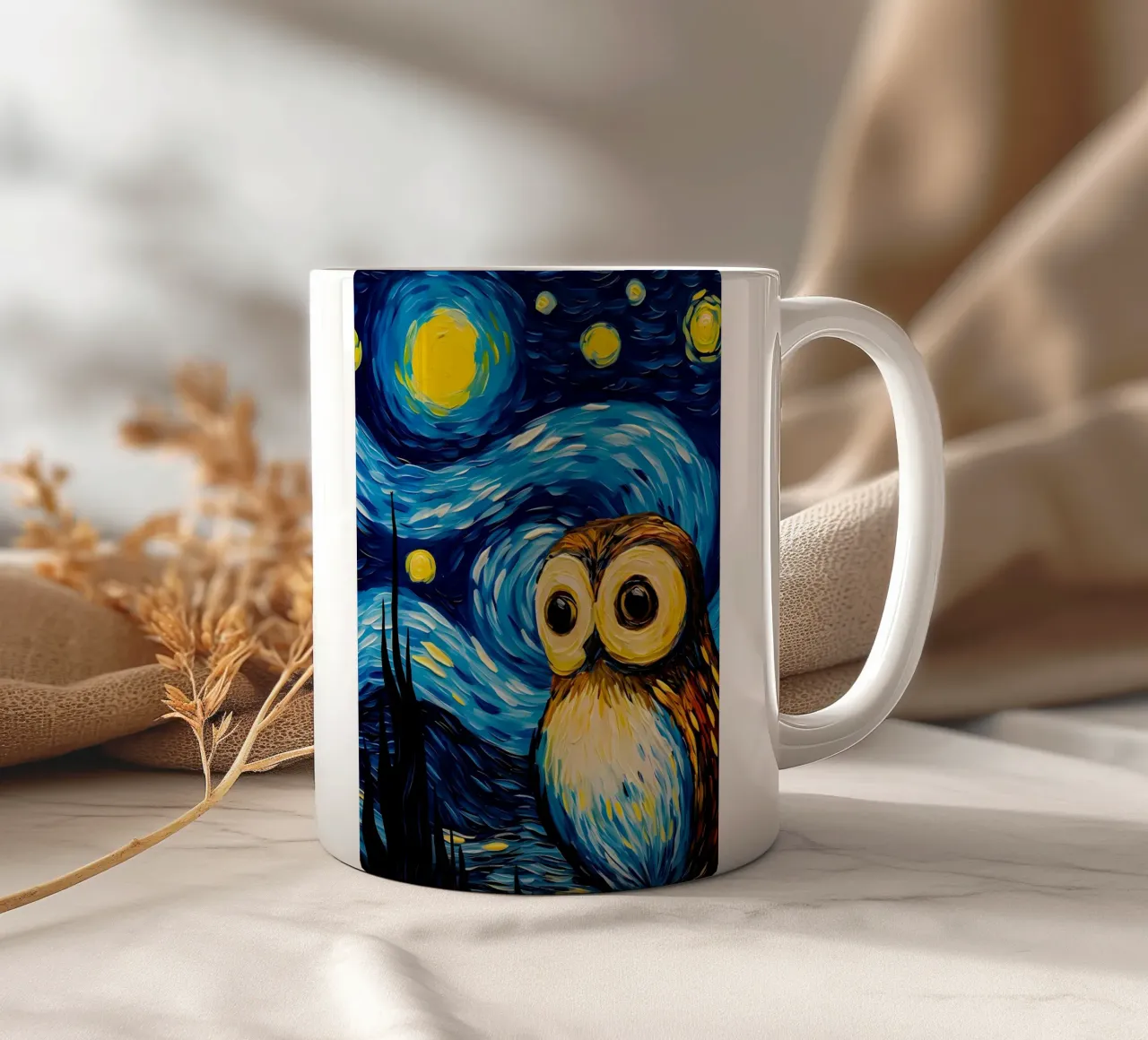 Il gufo notturno stellato tazza in ceramica da Adrian Patel