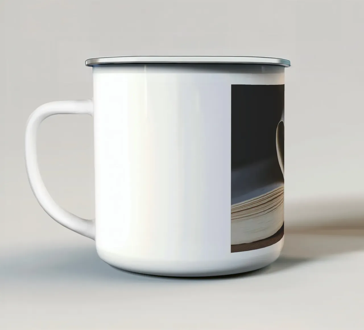 Libro aperto tazza in smalto da Aiden Garcia