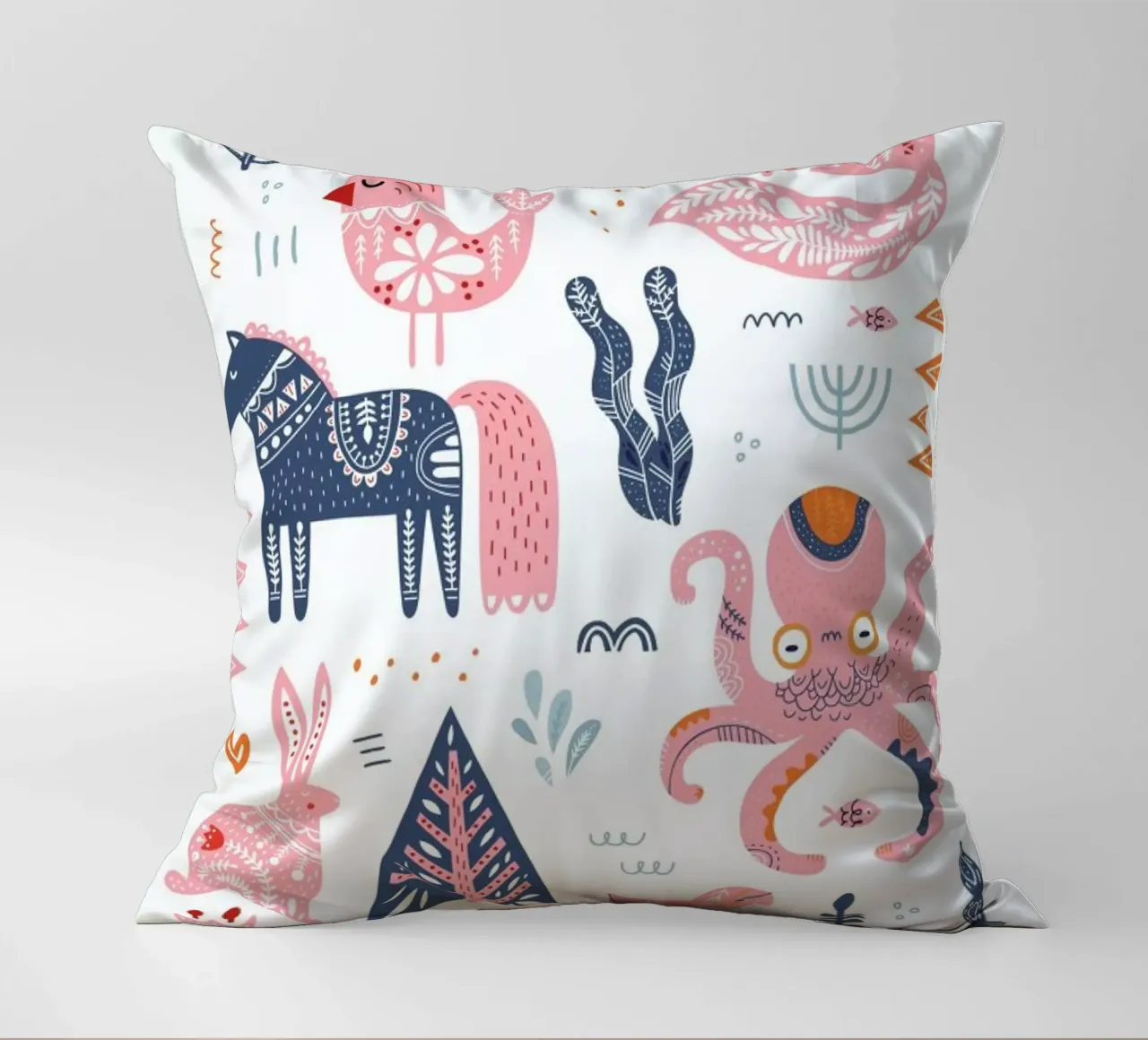 Patchwork Animals cuscino da Little Flourishes