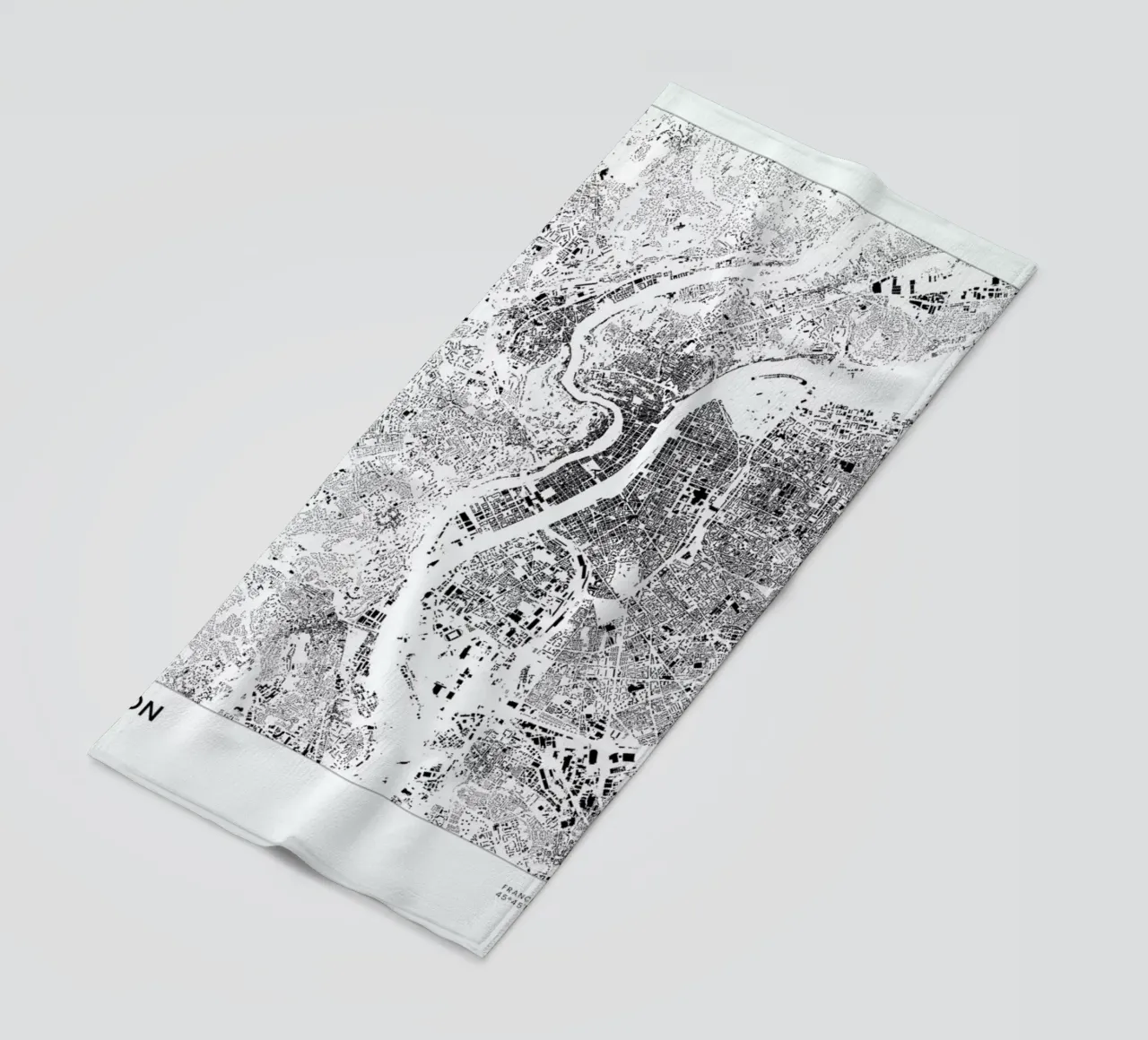 Lyon telo mare da The Cartography Collection