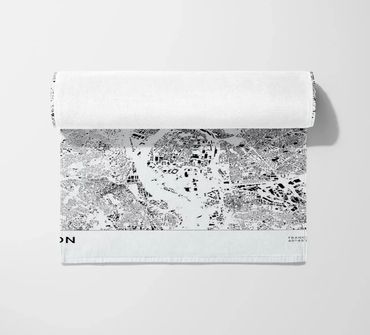 Lyon telo mare da The Cartography Collection