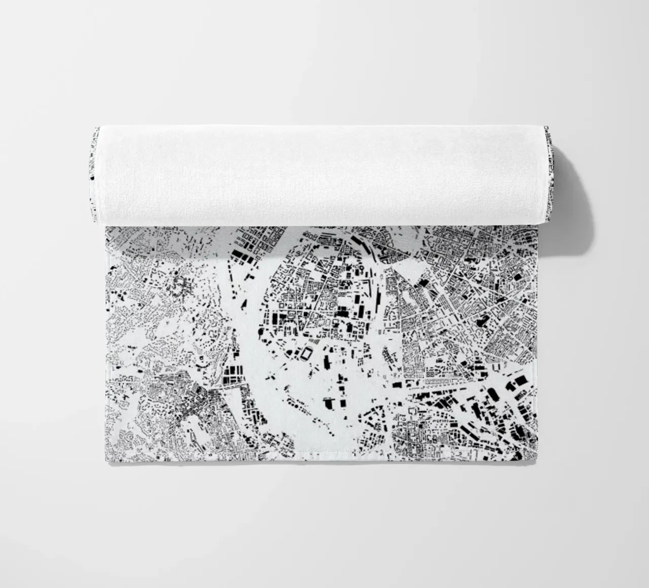 Lyon telo mare da The Cartography Collection