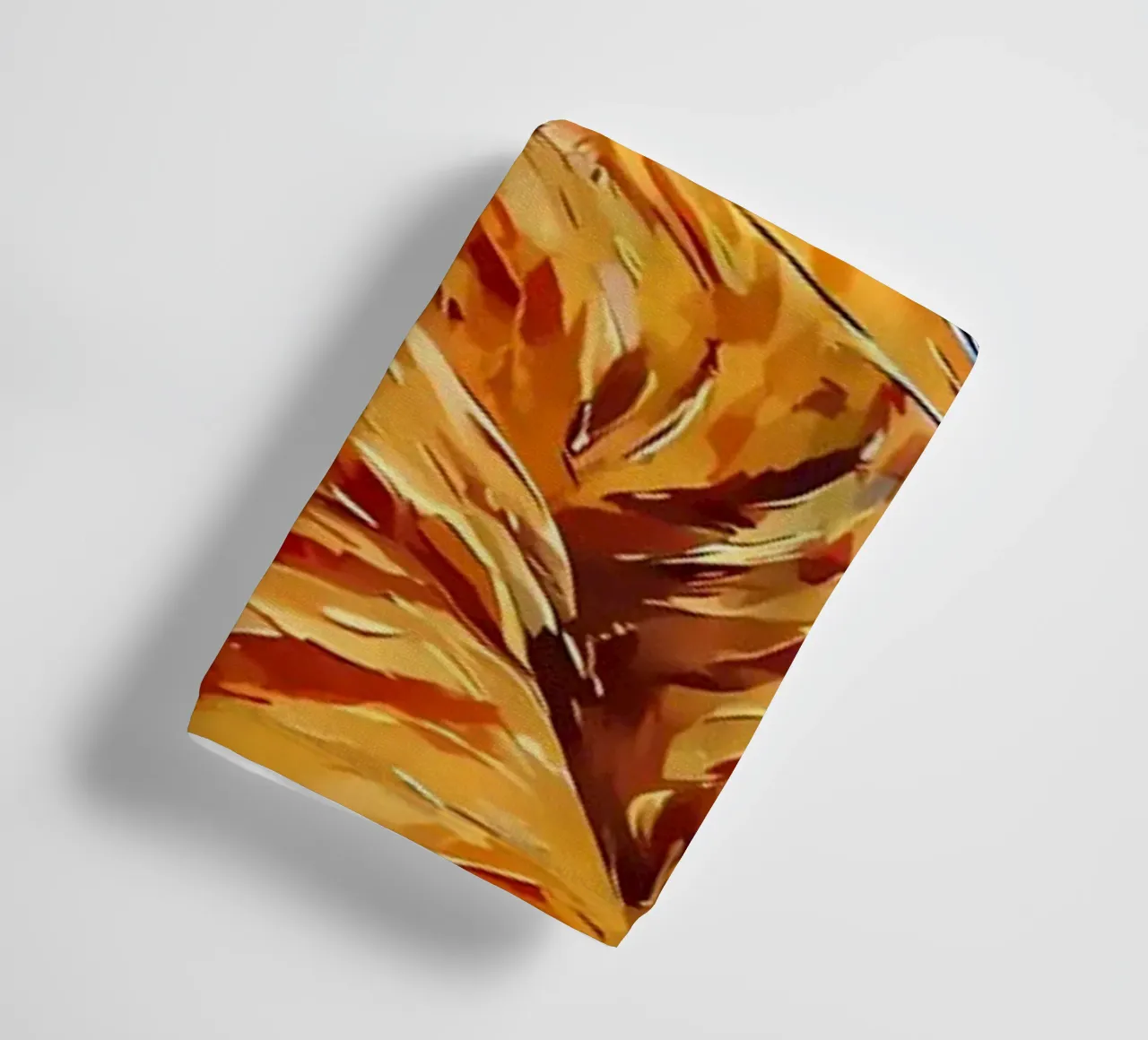 Gatto arancione che dorme asciugamano da bagno da Adrian Patel