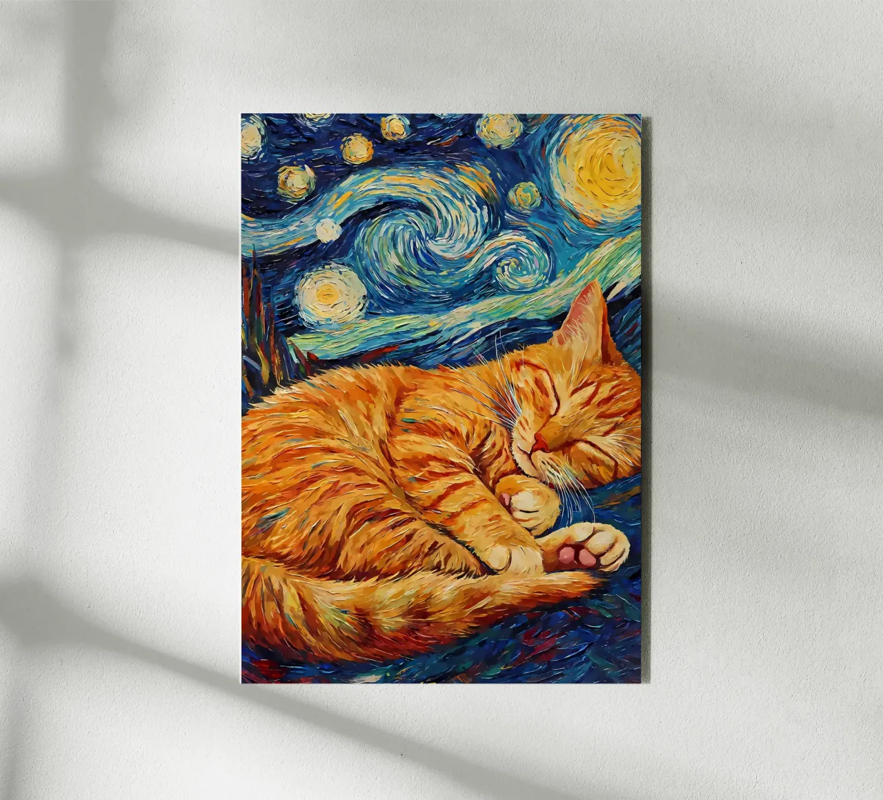 Gatto arancione che dorme alluminio dibond da Adrian Patel