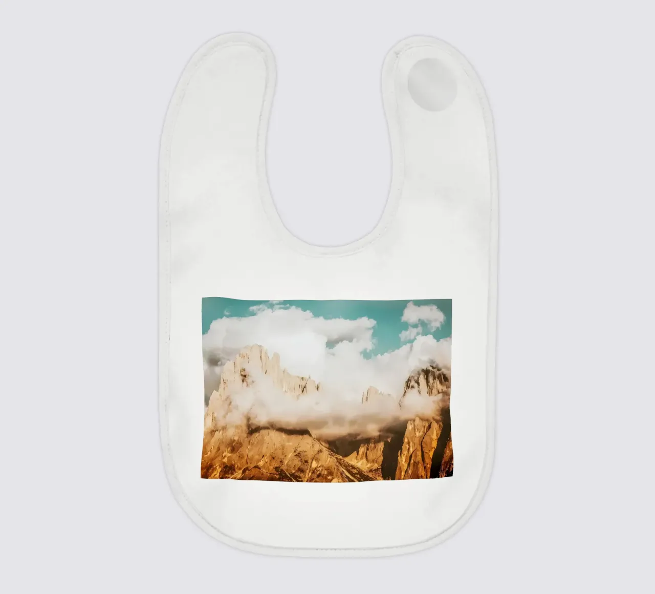 MONTAGNE NUVOLOSE bavaglino da Matthew Katz