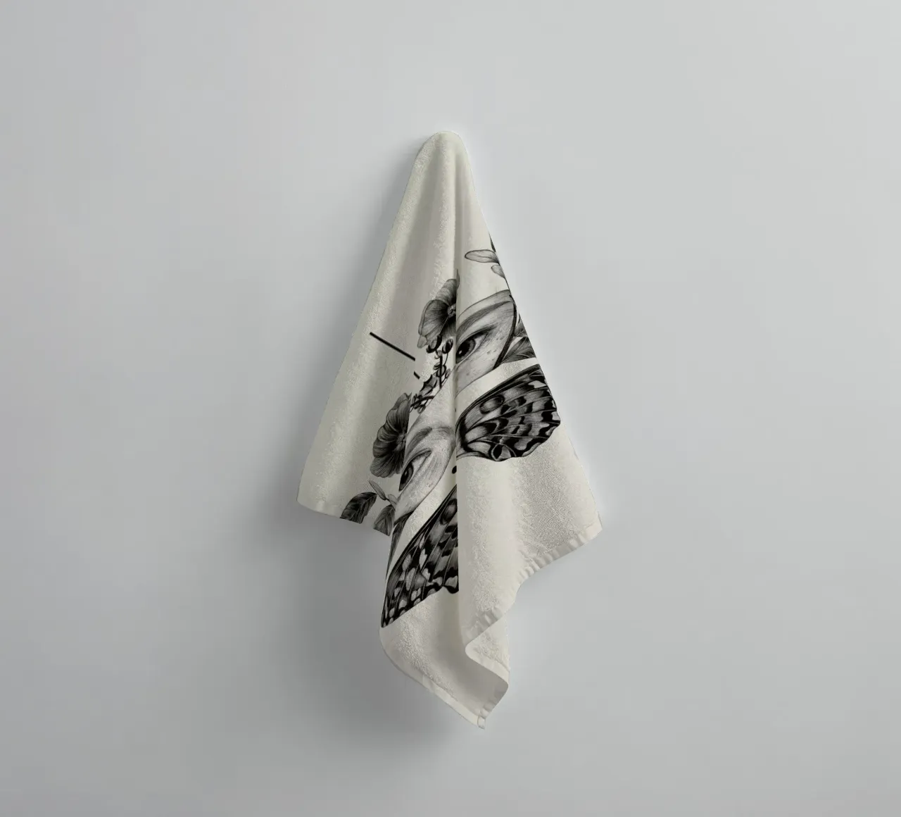 You Clipped Me 1 asciugamano da bagno da The White Deer