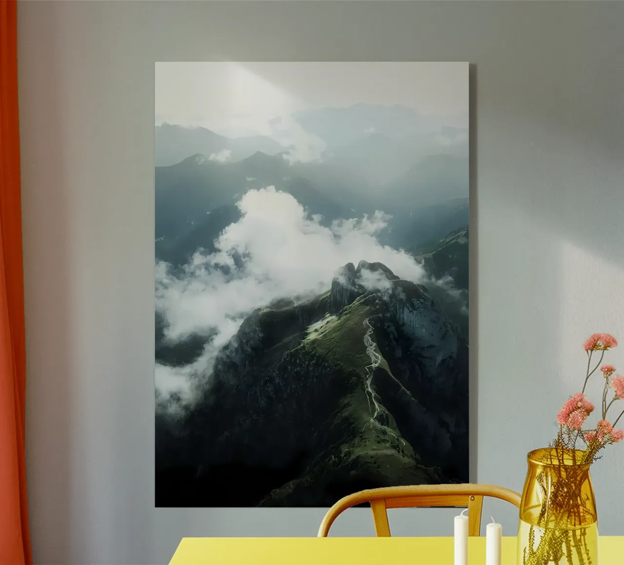 Montagna con nuvole plexiglass da Matthew Katz