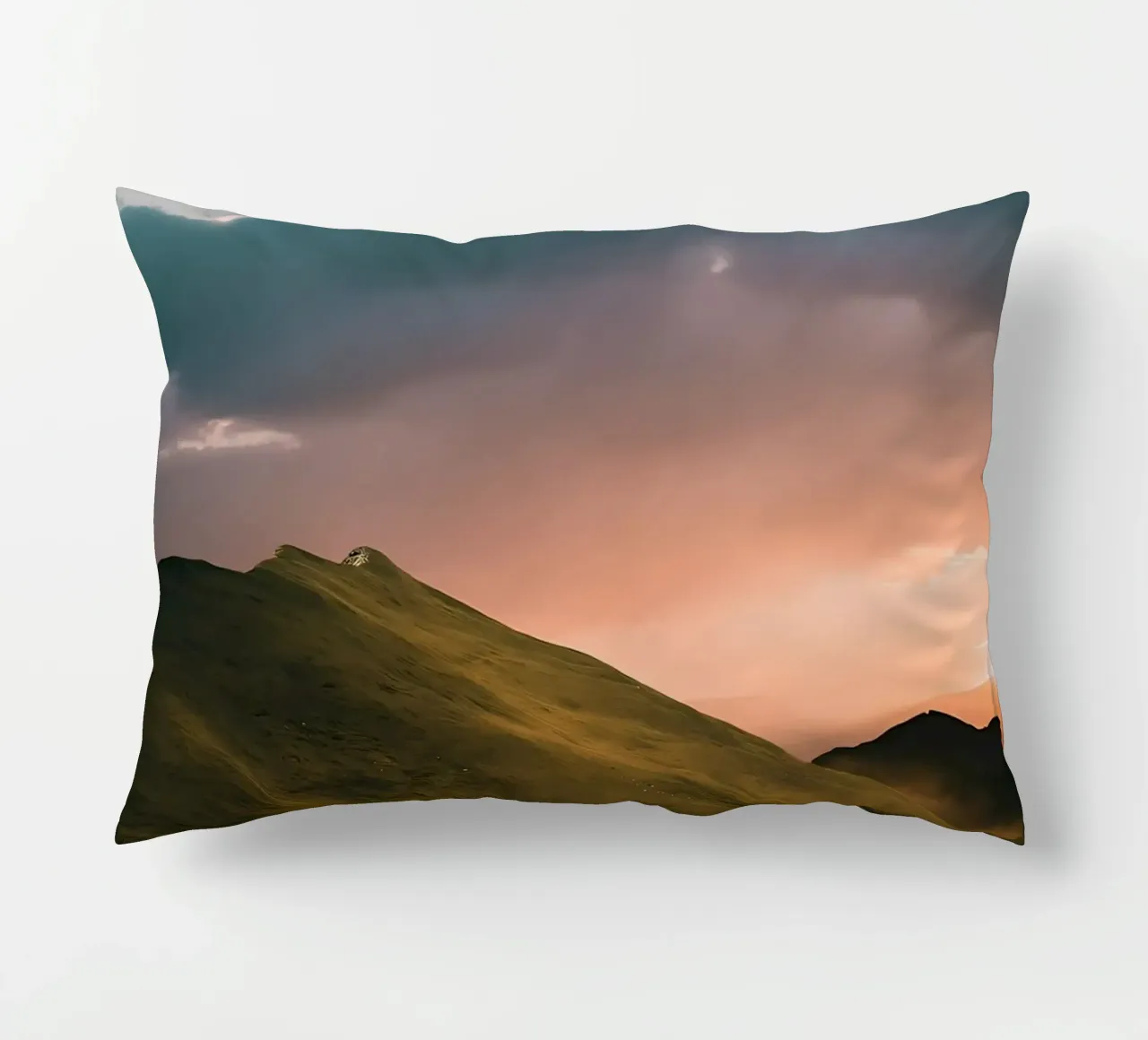 Coucher de soleil dans les Alpes coussin de Matthew Katz