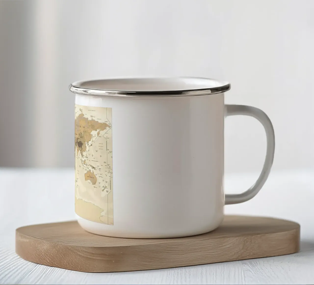 Mappa del mondo tazza in smalto da Aiden Garcia