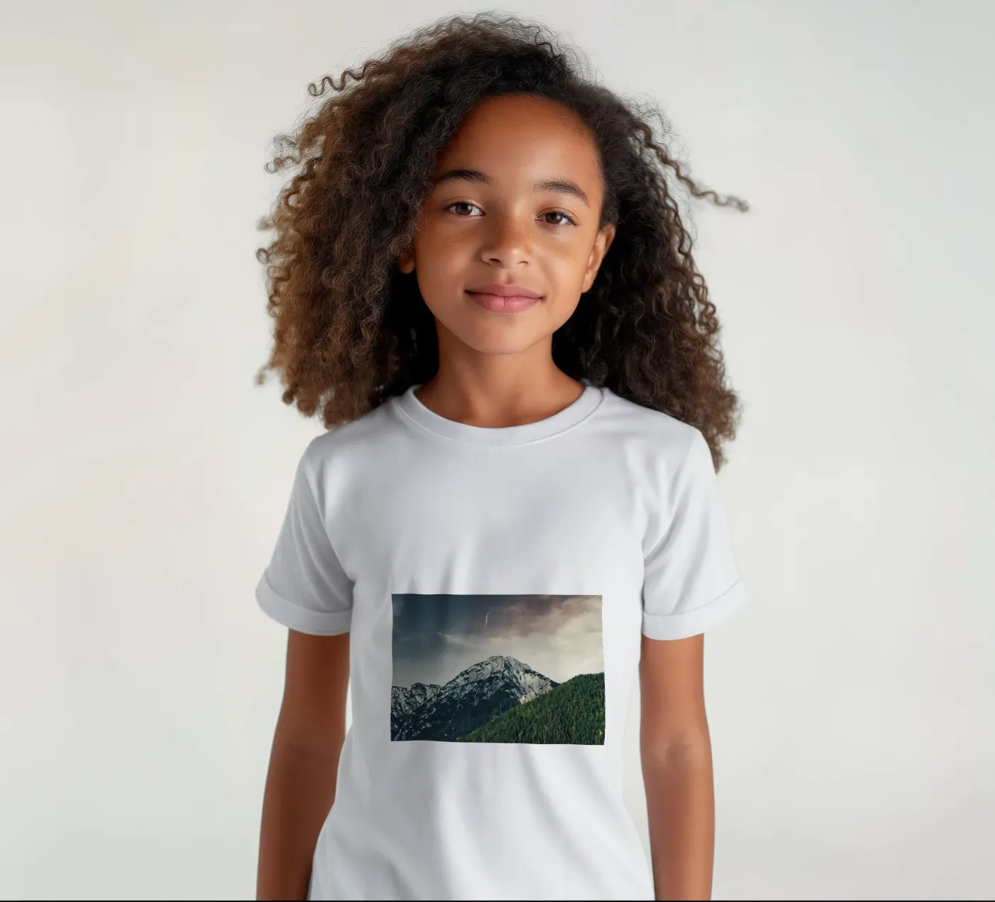 Montagne dramatique t-shirt enfant de Matthew Katz