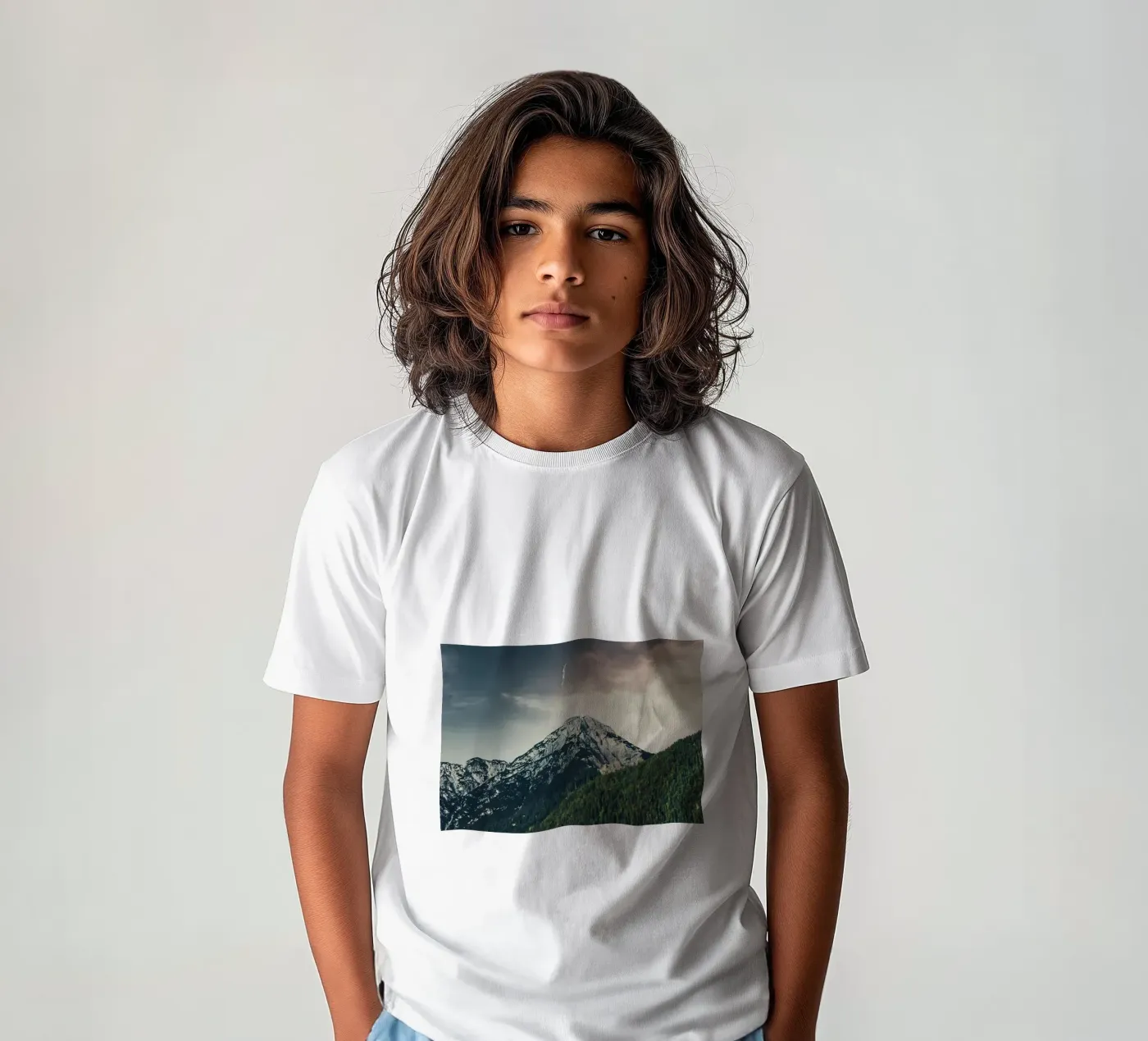 Montagne dramatique t-shirt enfant de Matthew Katz
