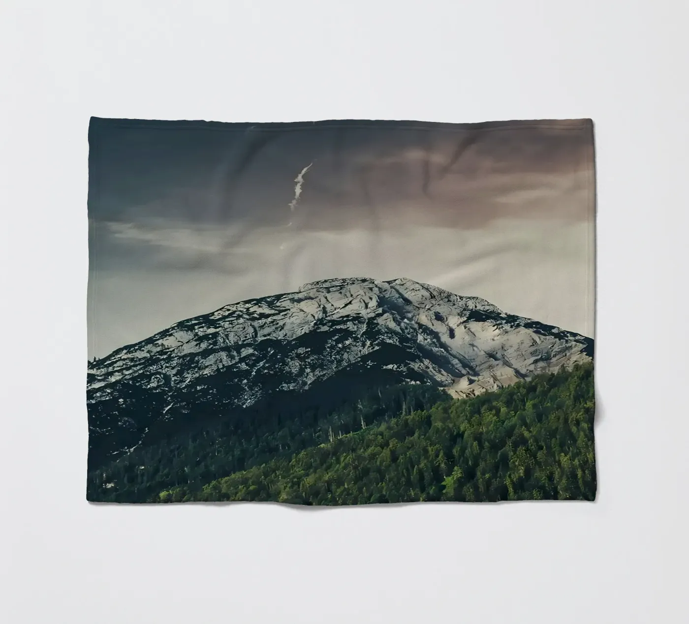 Dramatic Mountain Fleecedecke von Matthew Katz