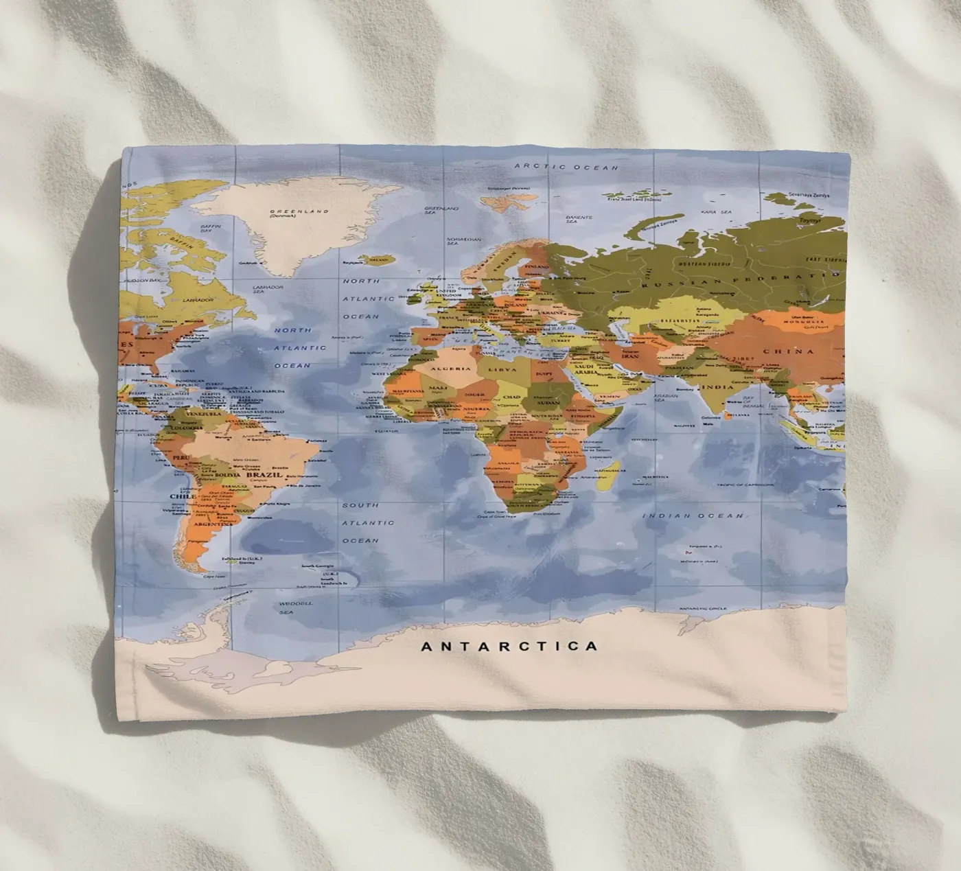 World map strandhanddoek van Aiden Garcia
