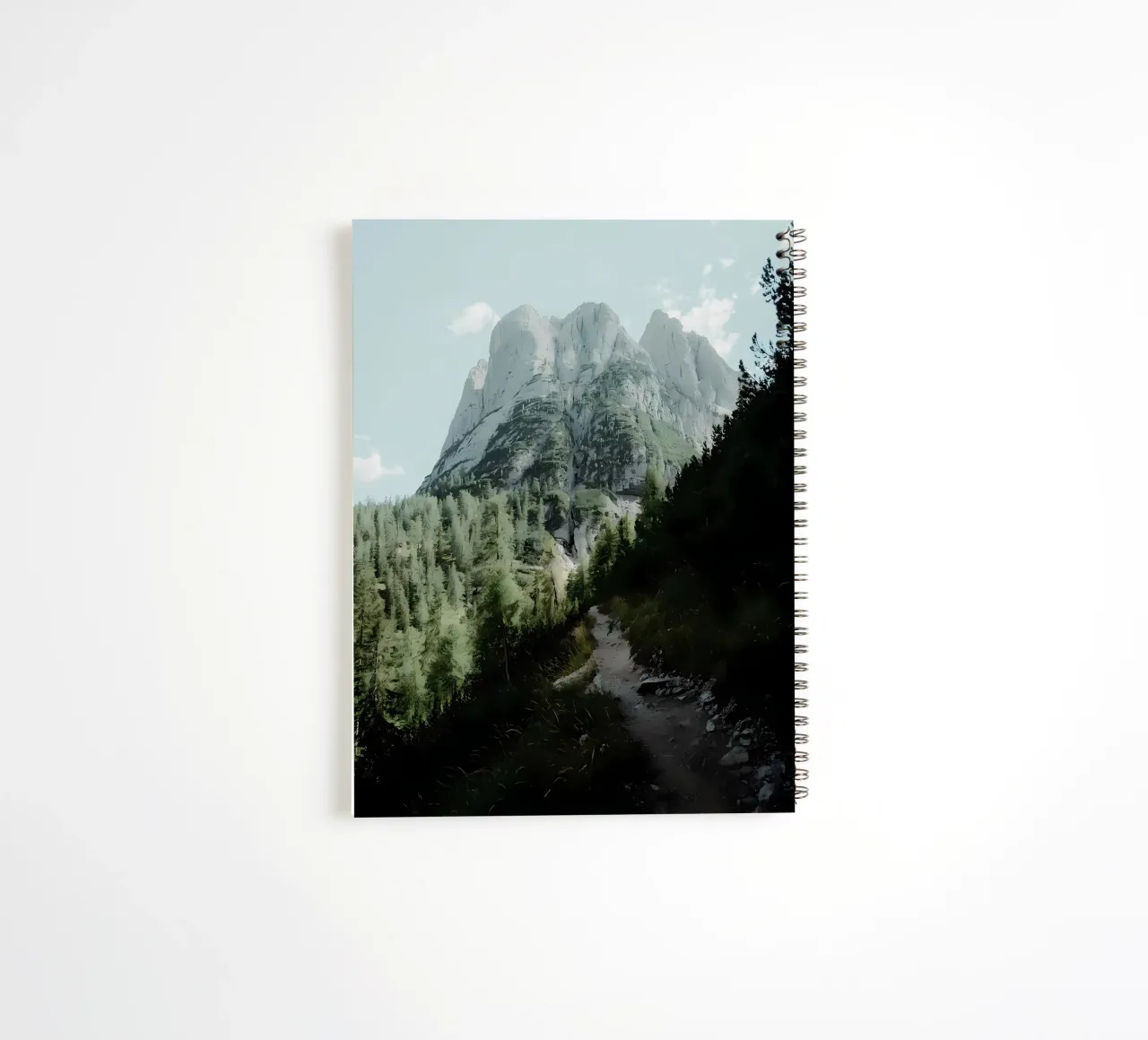 Bergpad notitieboek met spiraal van Matthew Katz