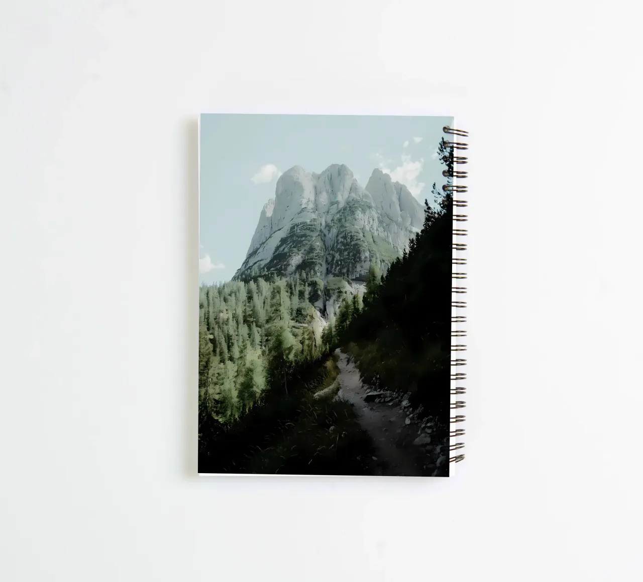 Bergpad notitieboek met spiraal van Matthew Katz