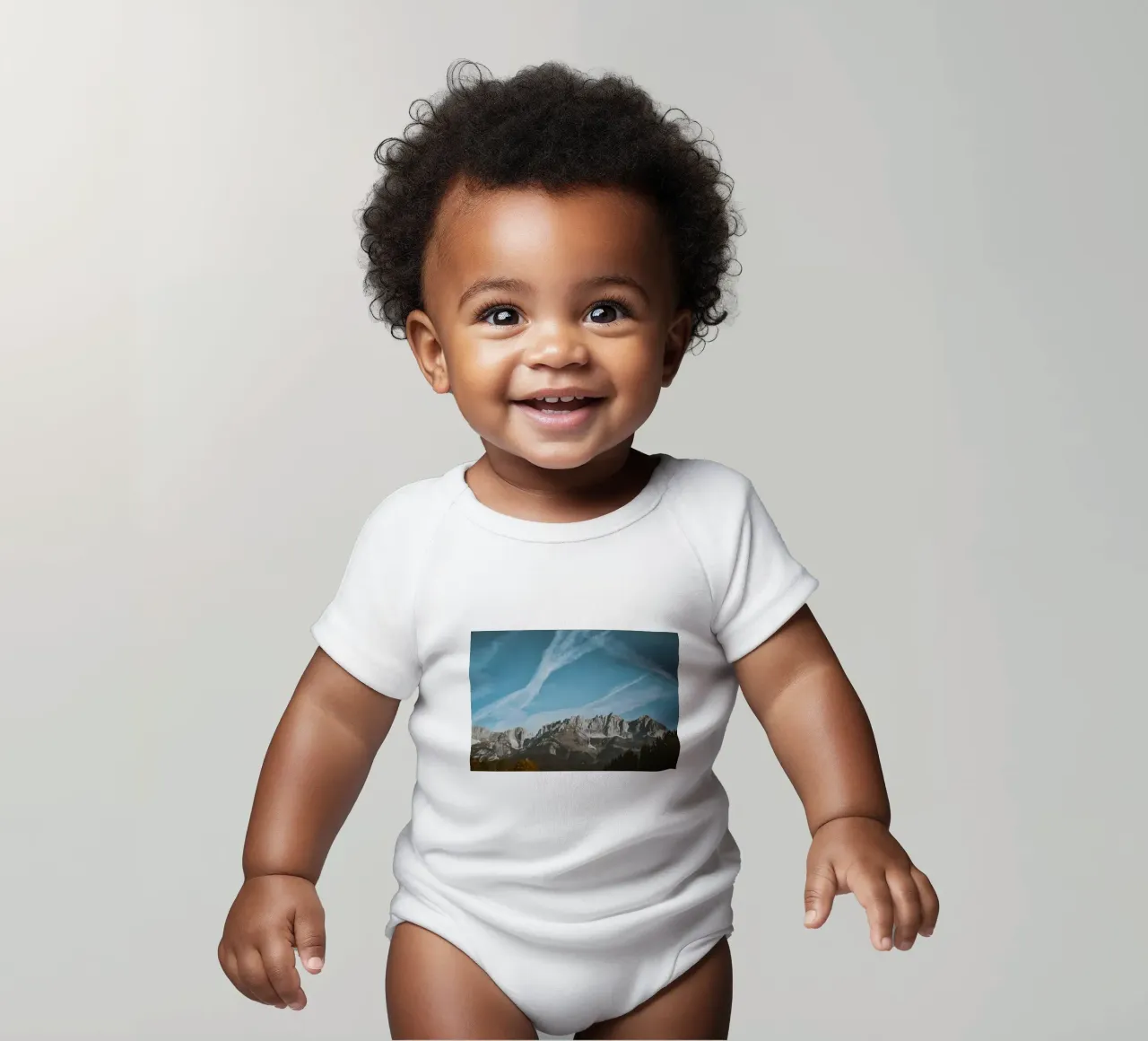 CLICK MOUNTAIN VIEW short-sleeve baby romper by Matthew Katz