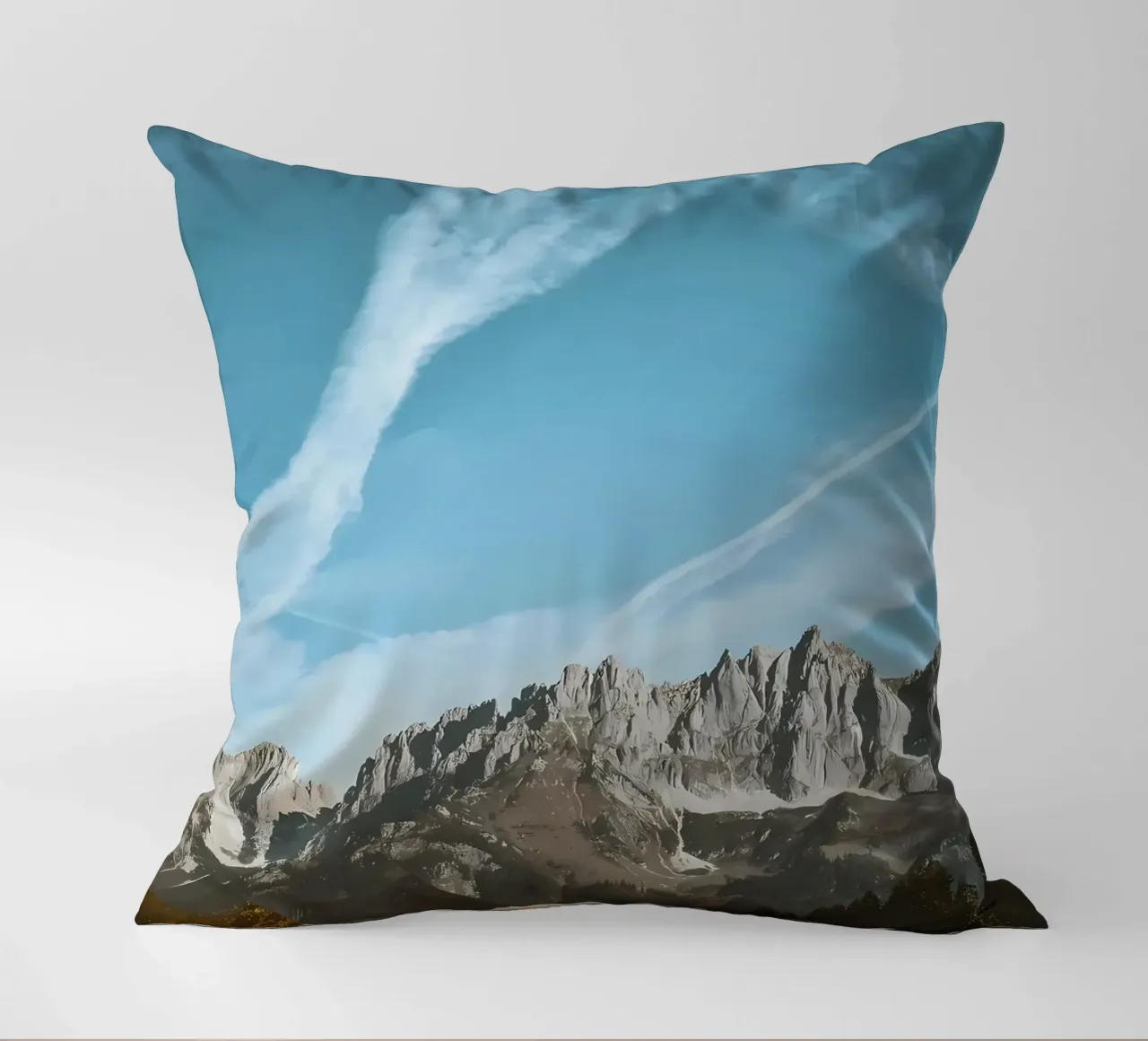 CLICK MOUNTAIN VIEW decorative cushion by Matthew Katz