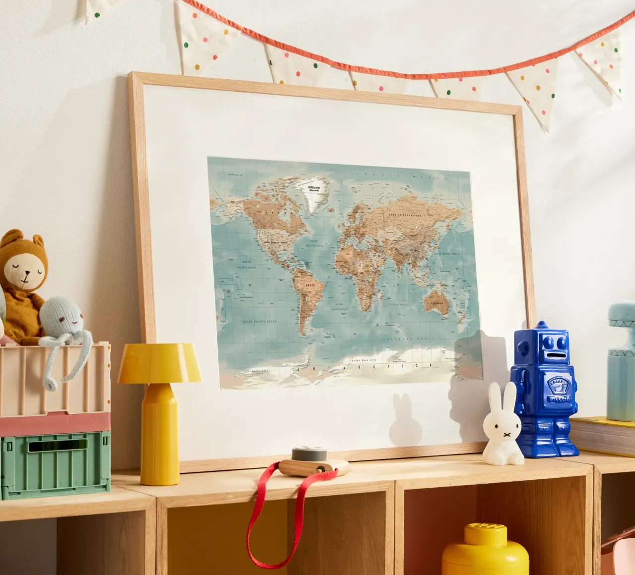 Mappa del mondo poster con telaio in alluminio da Aiden Garcia