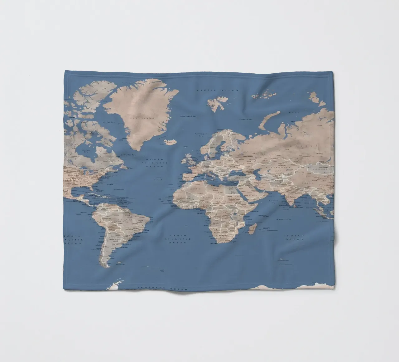 Nadeen mappa del mondo w città coperta in pile da Aiden Garcia