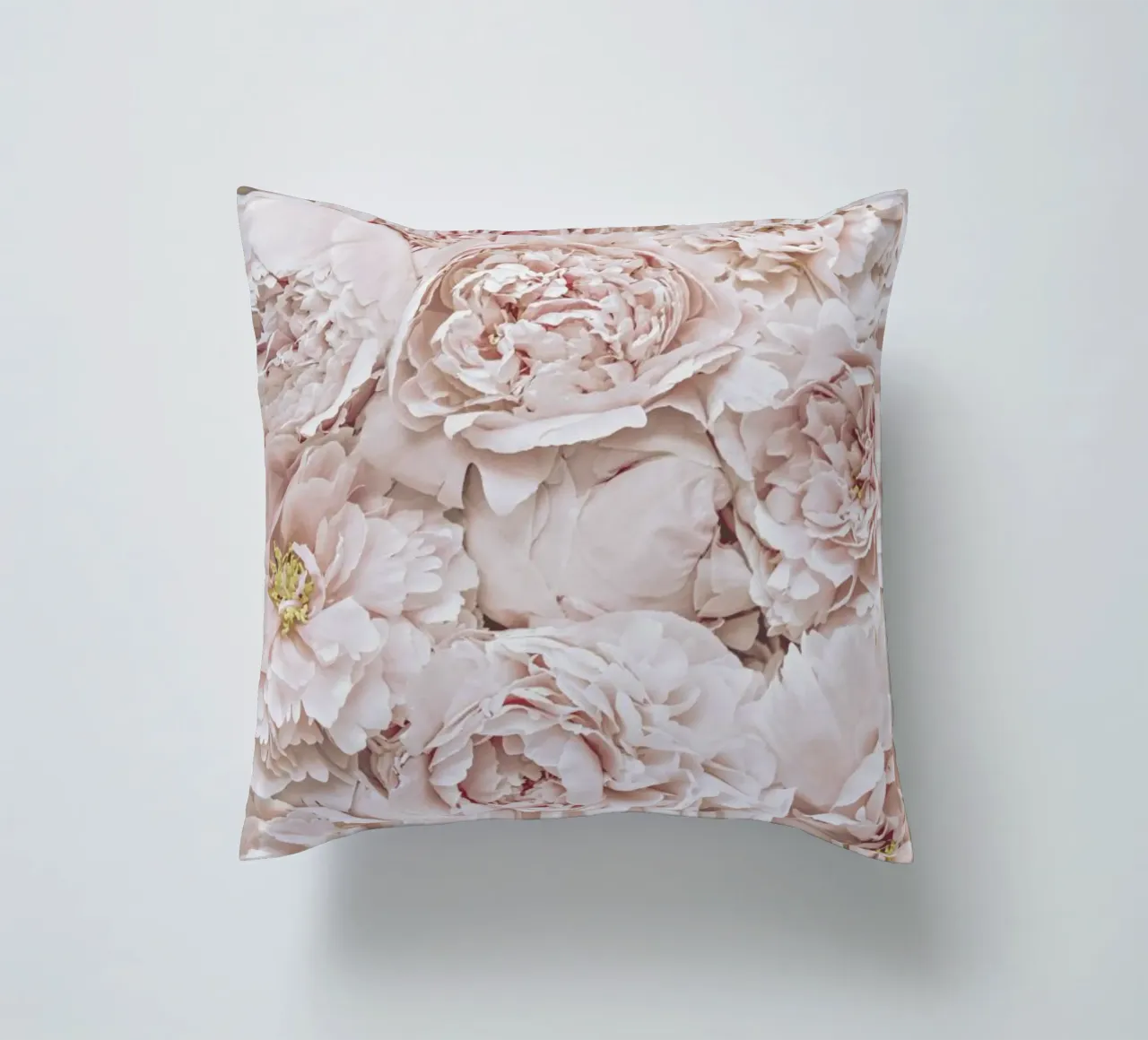 Fiori Peony Blush cuscino da Monika Strigel