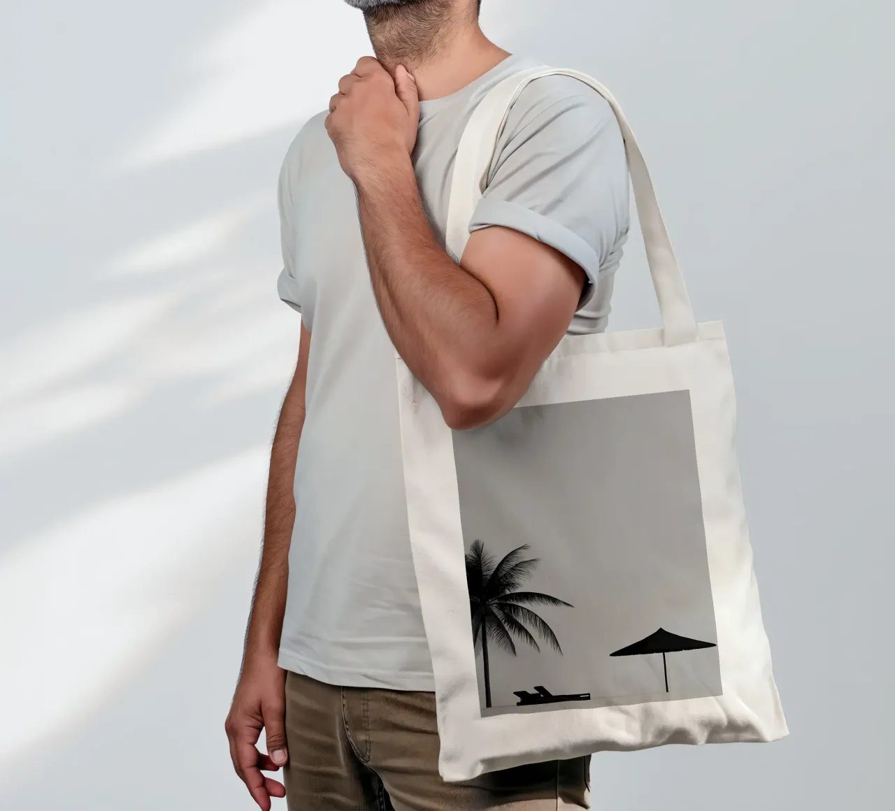 Silhouette di una spiaggia di palme borsa in juta da Matthew Katz