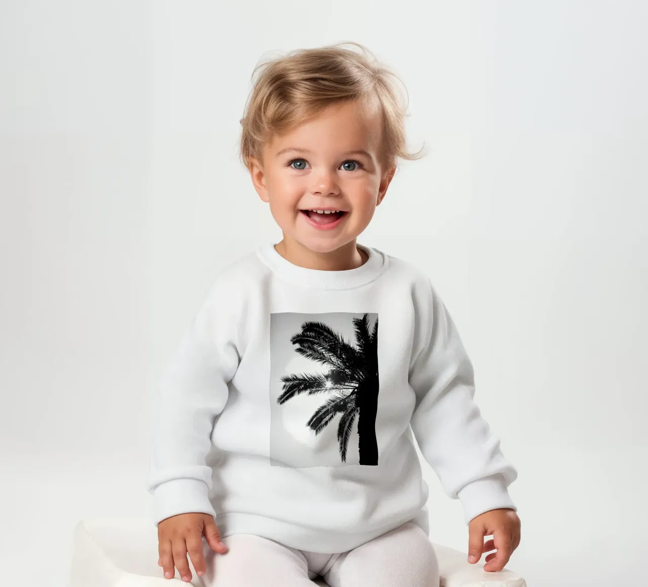 luce filtrata felpa neonato da Matthew Katz