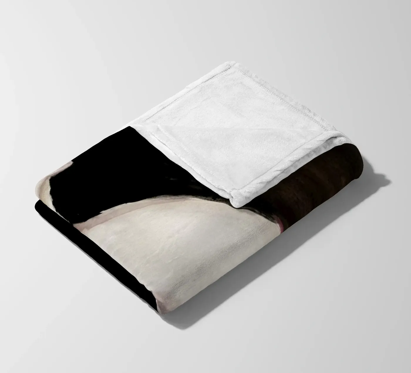 Deferred fleece blanket by Victoria Verbaan