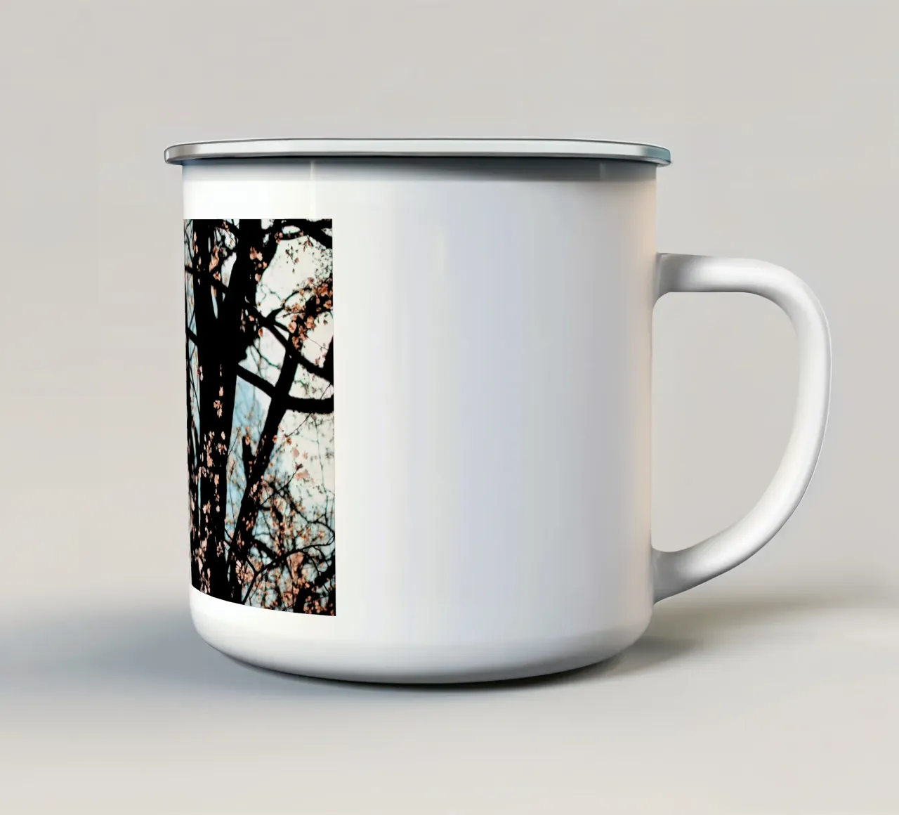 Autumn tazza in smalto da Ingrid Beddoes