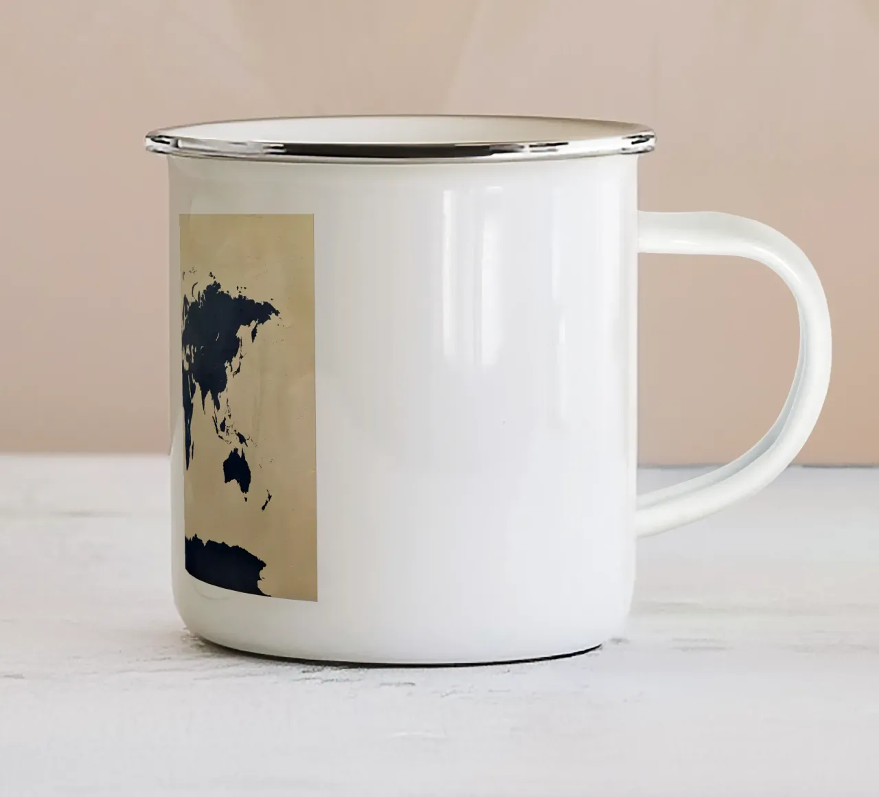 Mappa del mondo blu navy scuro tazza in smalto da Aiden Garcia