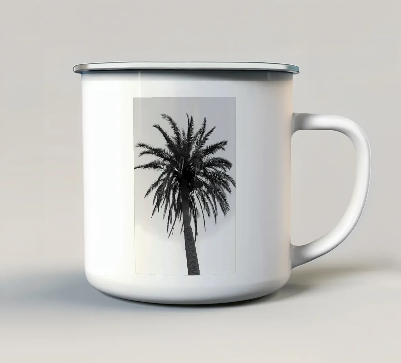 Palm Tree Beach Dream 7 tazza in smalto da Matthew Katz