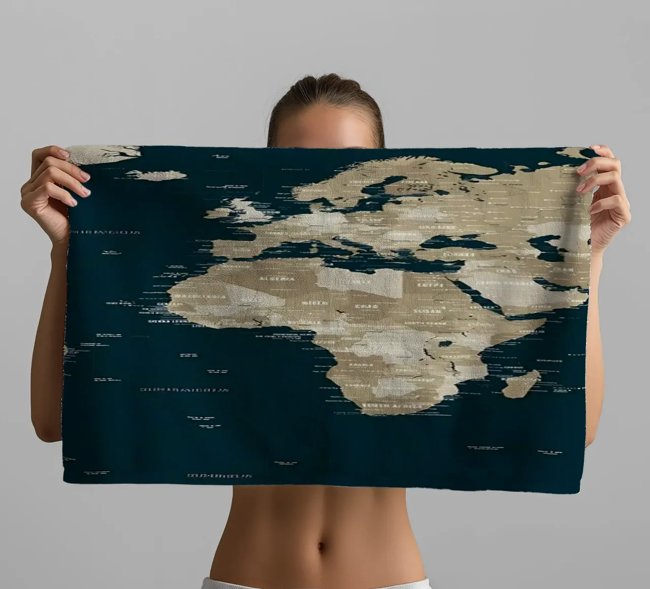 Mappa del mondo blu e marrone asciugamano da bagno da Aiden Garcia