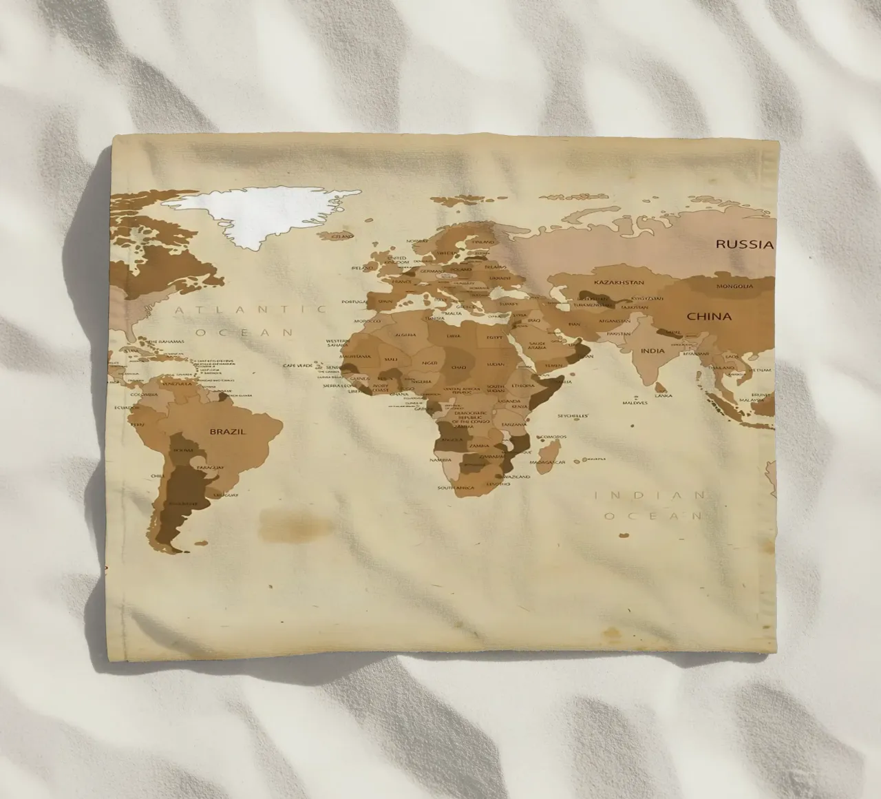 wereldkaart strandhanddoek van Aiden Garcia