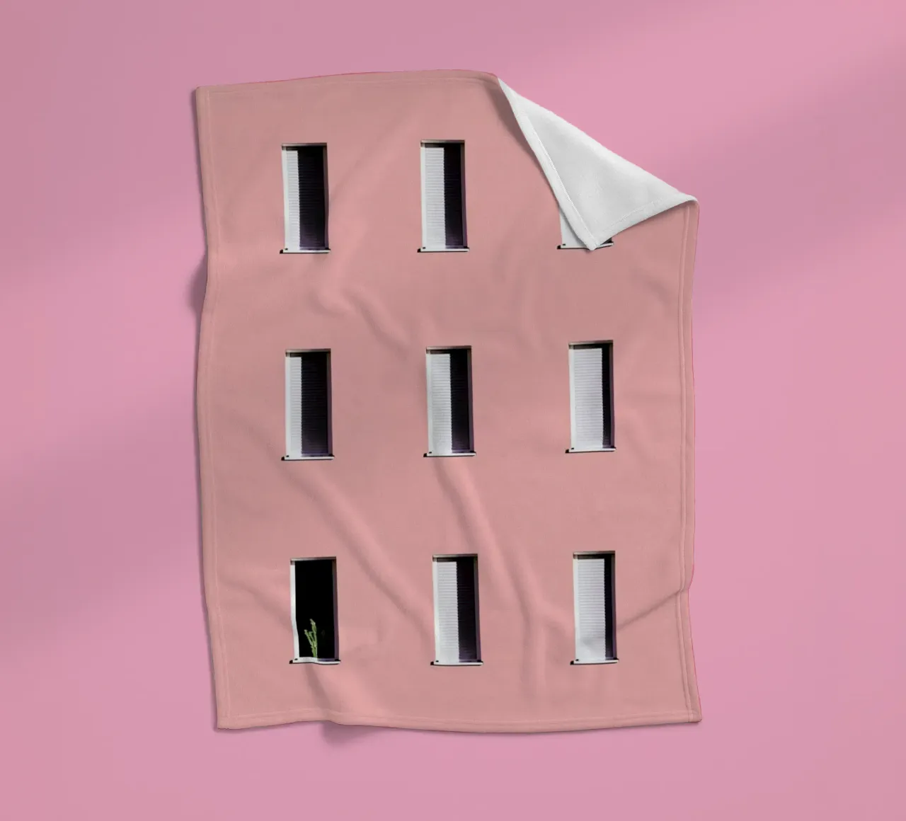 Sunbathing Cactus Fleecedecke von Rupert Höller