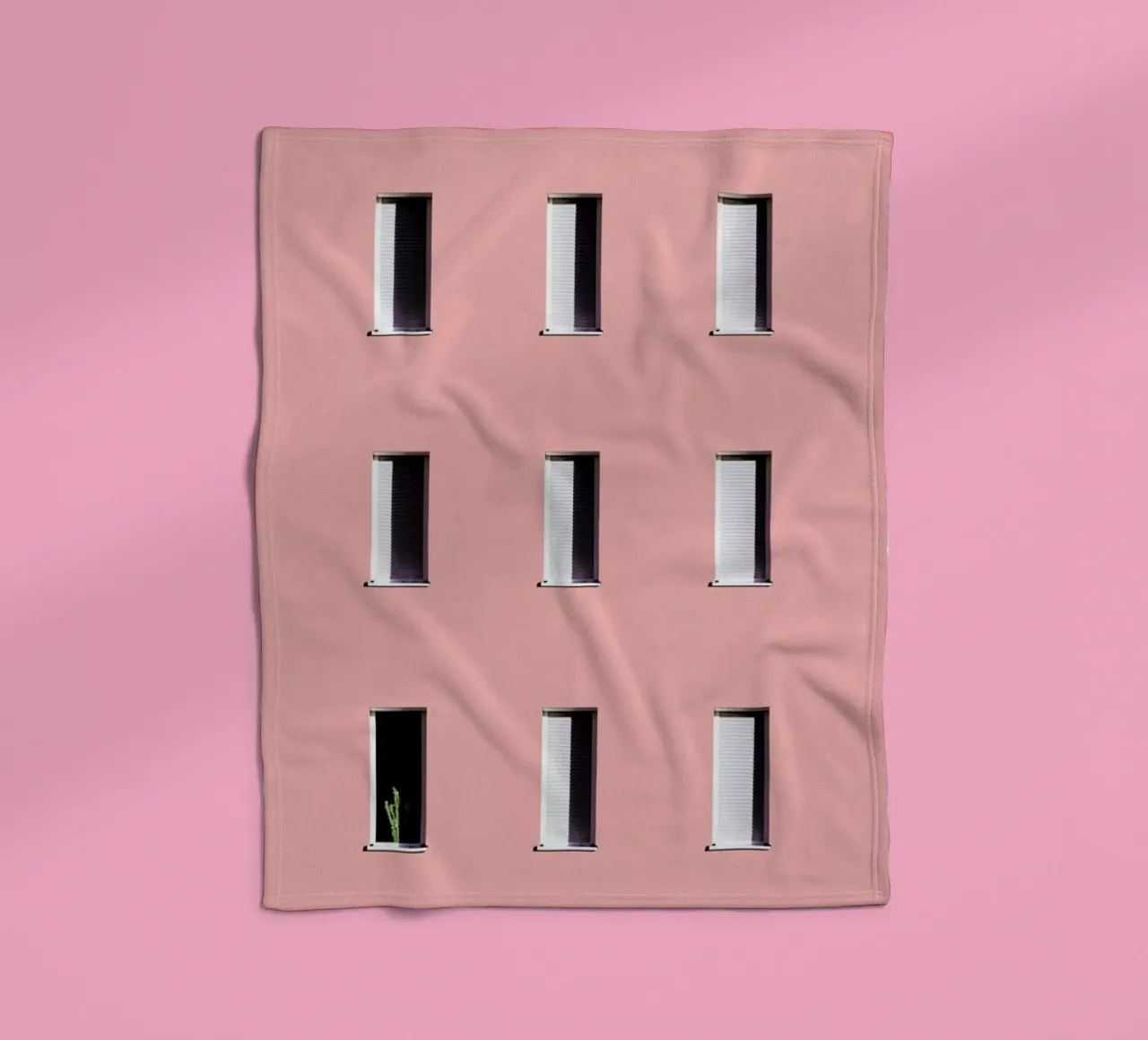 Sunbathing Cactus Fleecedecke von Rupert Höller