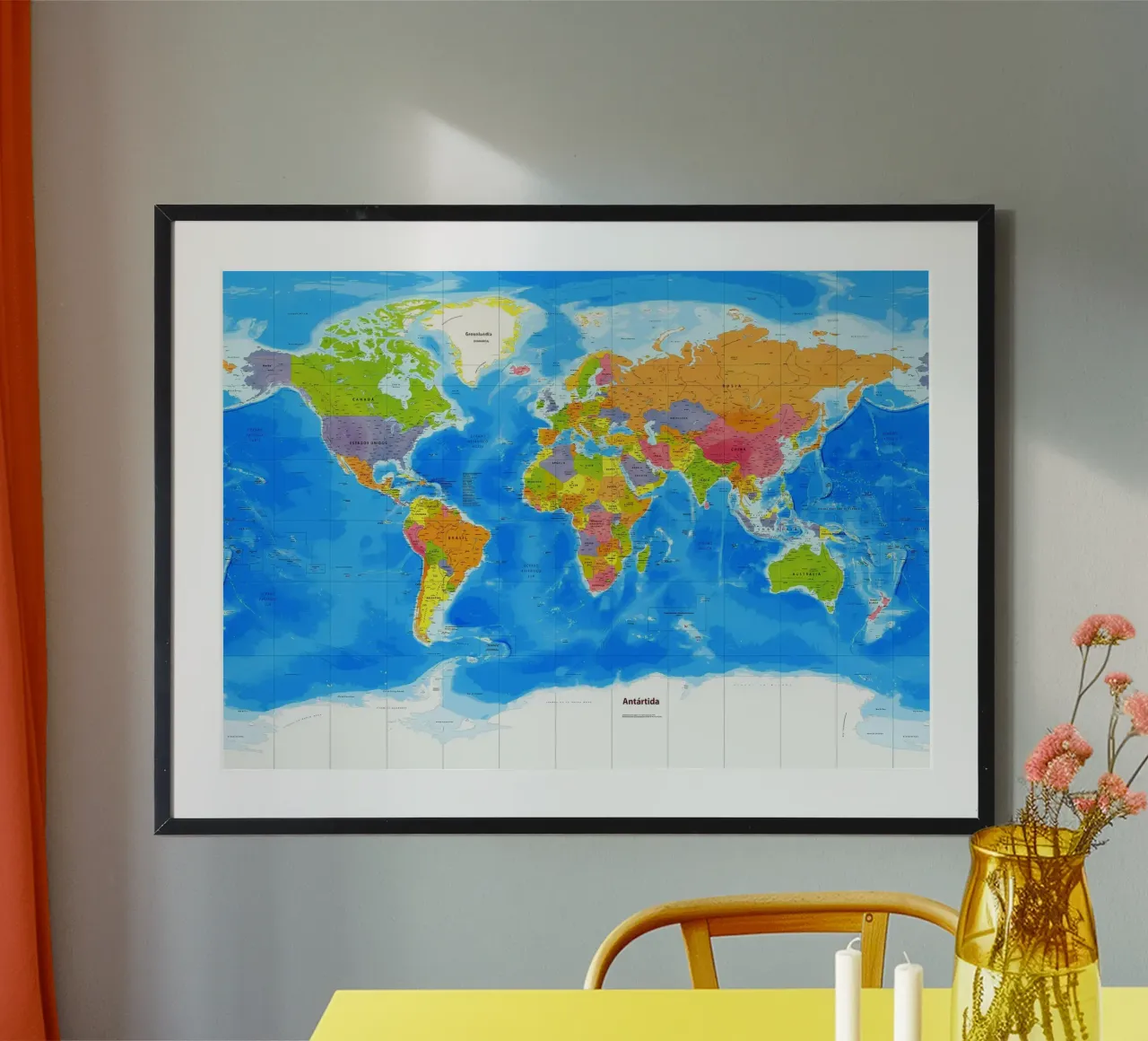 Mappa del mondo politico poster con telaio in legno da Aiden Garcia