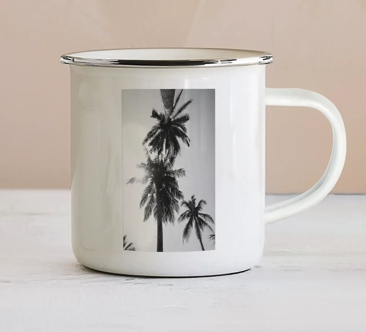 Palme tazza in smalto da Matthew Katz
